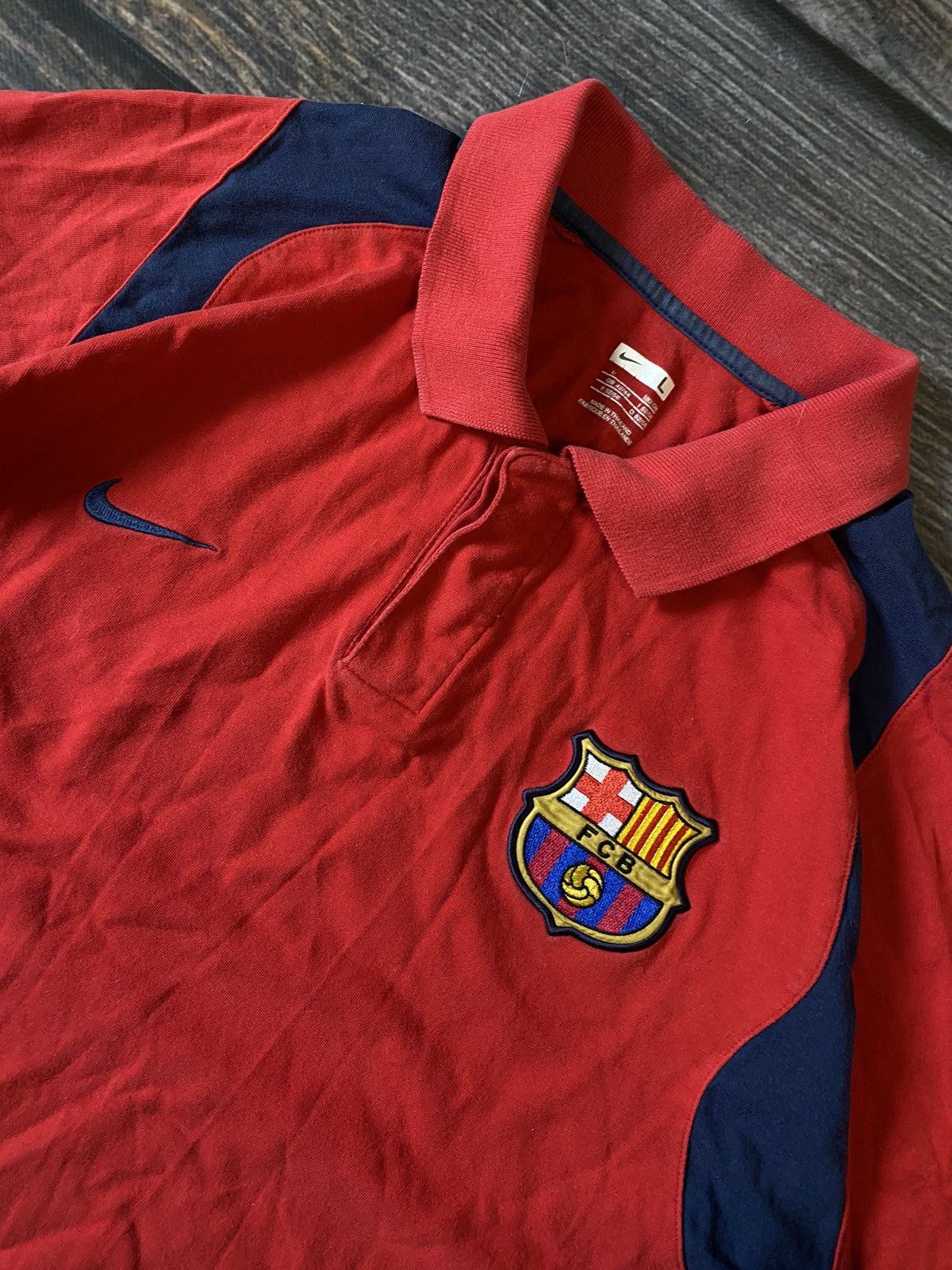 Nike Nike Barselona vintage shirt embroidered logo Size US L / EU 52-54 / 3 - 4 Thumbnail