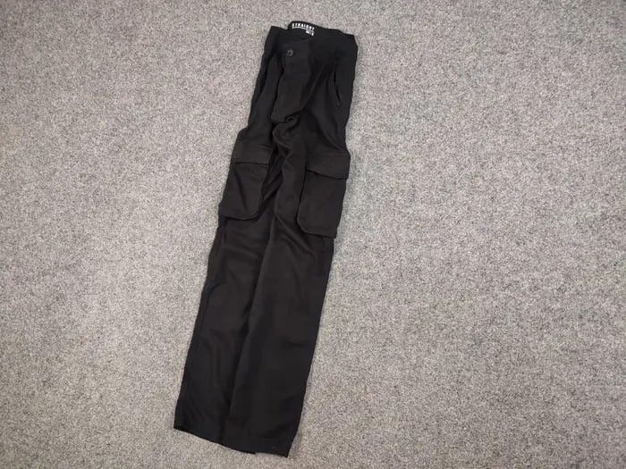 Other Vintage Japanese Black Pocket Casual Cargo Pants Y2K Style Size US 36 / EU 52 - 3 Thumbnail