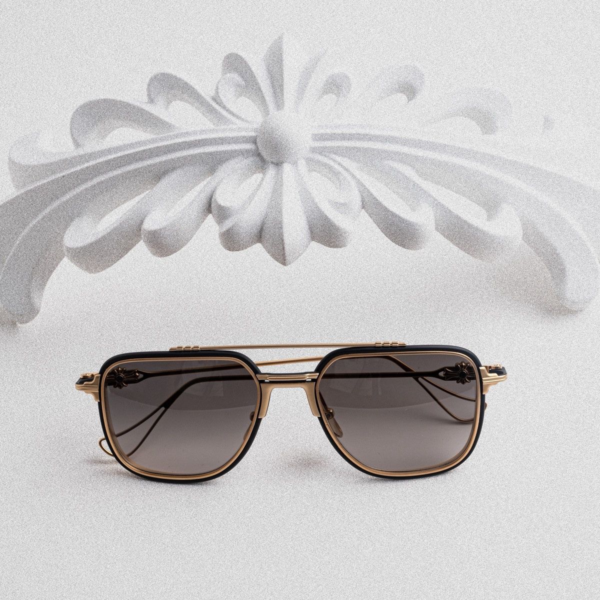 Chrome Hearts CHROME HEARTS HUMPSTER MATTE BLACK/ GOLD PLATED SUNGLASSES Size ONE SIZE - 6 Thumbnail