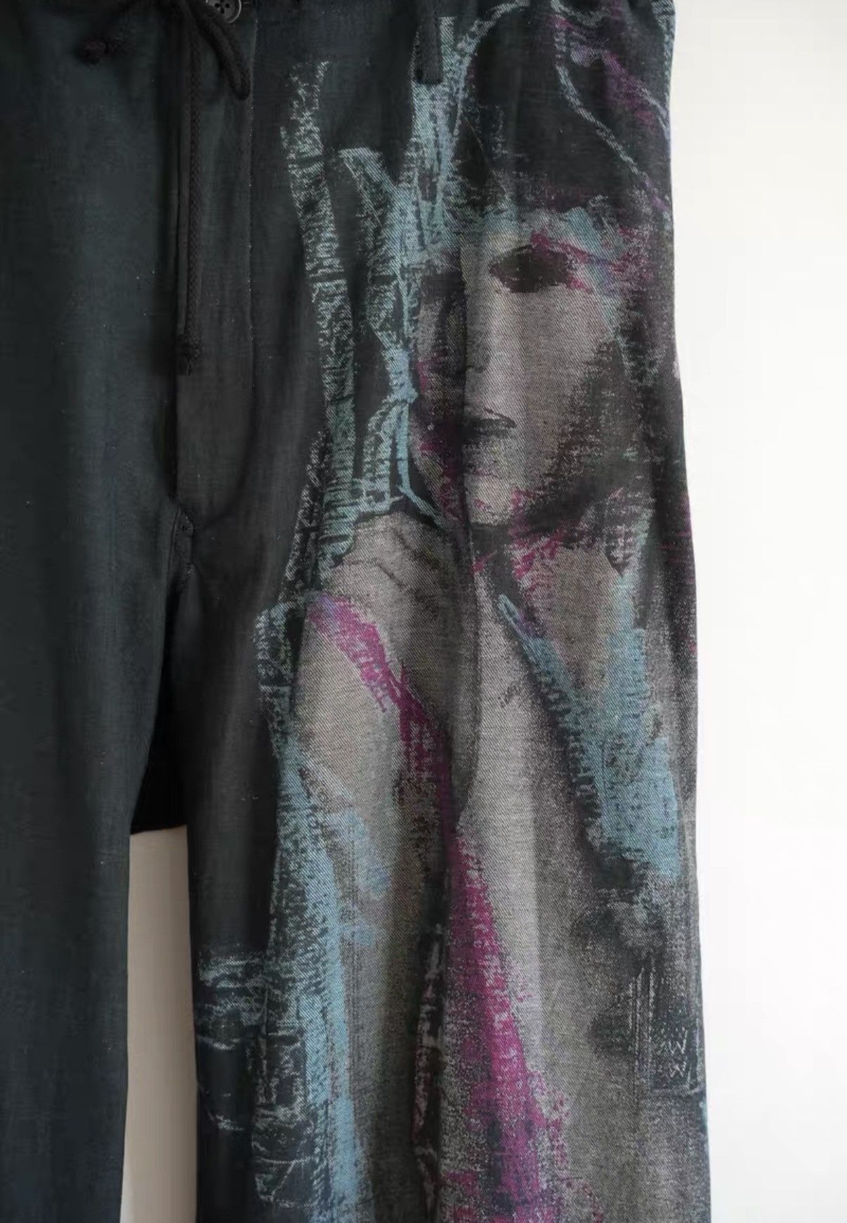 Yohji Yamamoto Yohji Yamamoto 24aw Kie Portrait Print Pants K4 Size US 36 / EU 52 - 3 Thumbnail