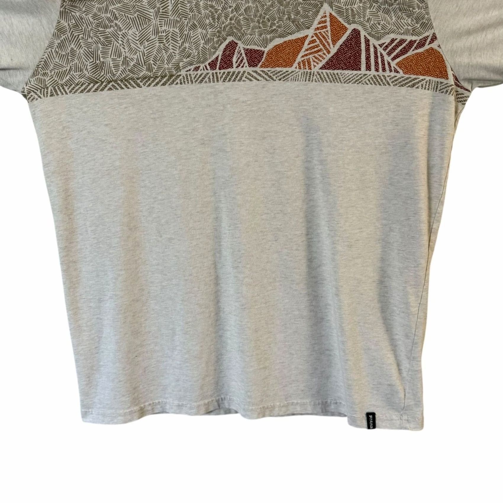 Prana prAna Long-Sleeve Shirt Oatmeal Mountain Art Graphic Logo Men's M Shirt Logo All Seasons Nature Outdoor Women? Mens Size US M / EU 48-50 / 2 - 6 Thumbnail