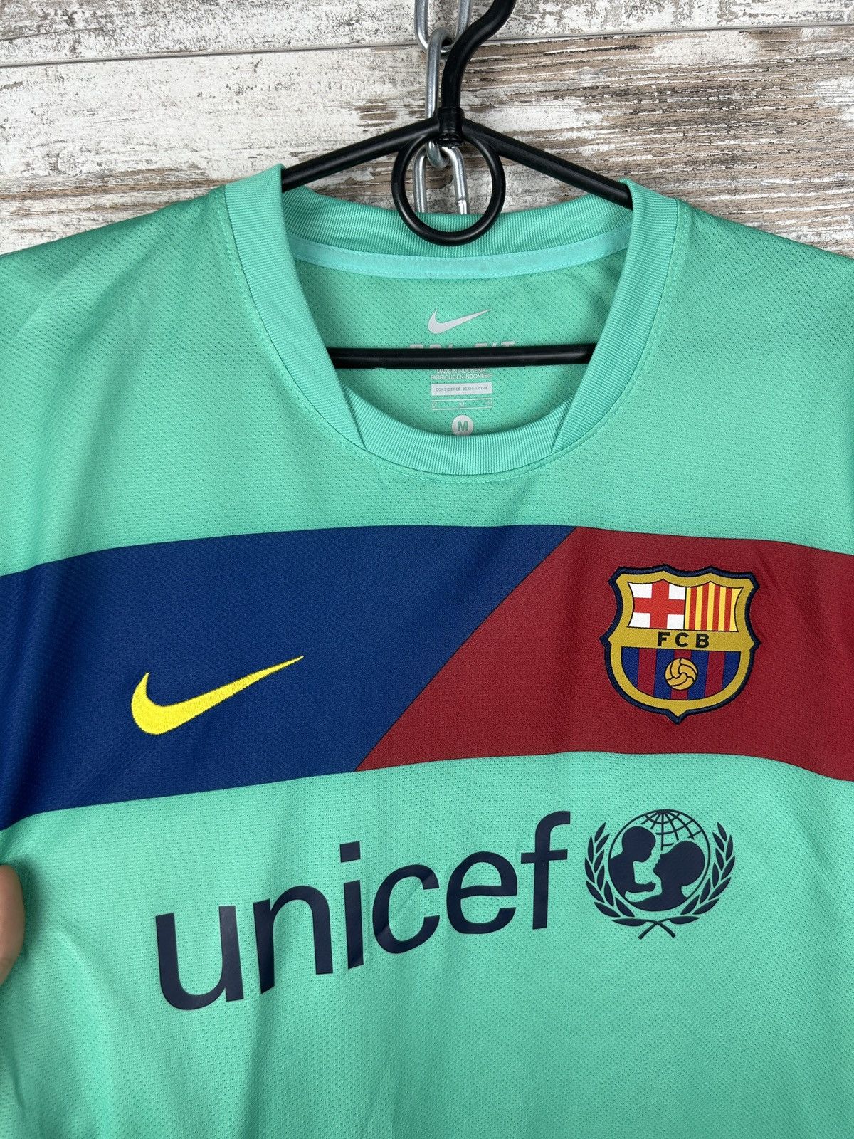 Vintage Mens Vintage Nike FC Barcelona Messi 10 Jersey T-shirt tee Size US M / EU 48-50 / 2 - 5 Thumbnail