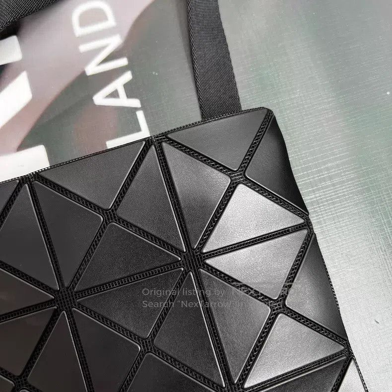 Issey Miyake Issey Miyake Black Crossbody Bag Size ONE SIZE - 2 Thumbnail