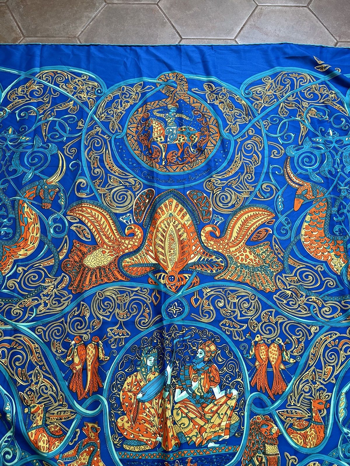 Hermes VINTAGE AUTHENTIC 100% SILK LA CHARMANTE AUX ANIMAUX SCARF Size ONE SIZE - 7 Thumbnail