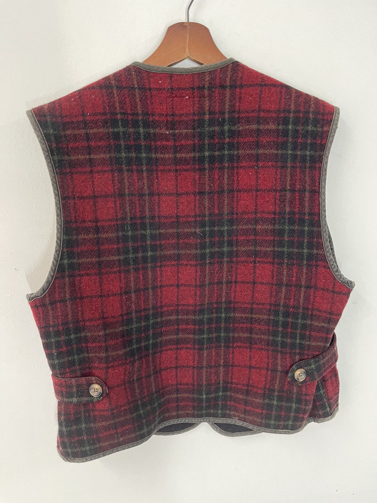Woolrich Woolen Mills VINTAGE WOOLRICH USA RUGGED OUTDOOR VEST WOOL TARTAN Size US M / EU 48-50 / 2 - 3 Thumbnail