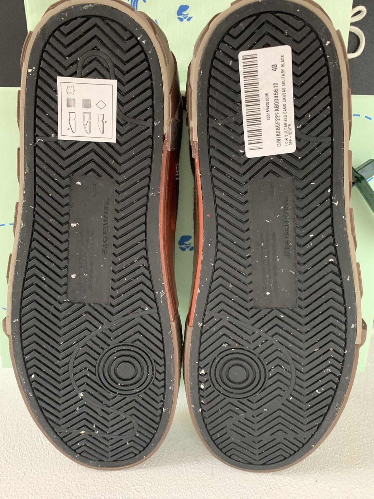 Off-White OFF-WHITE LOW VULCANIZED CAMO CANVAS Size US 7 / EU 40 - 12 Thumbnail