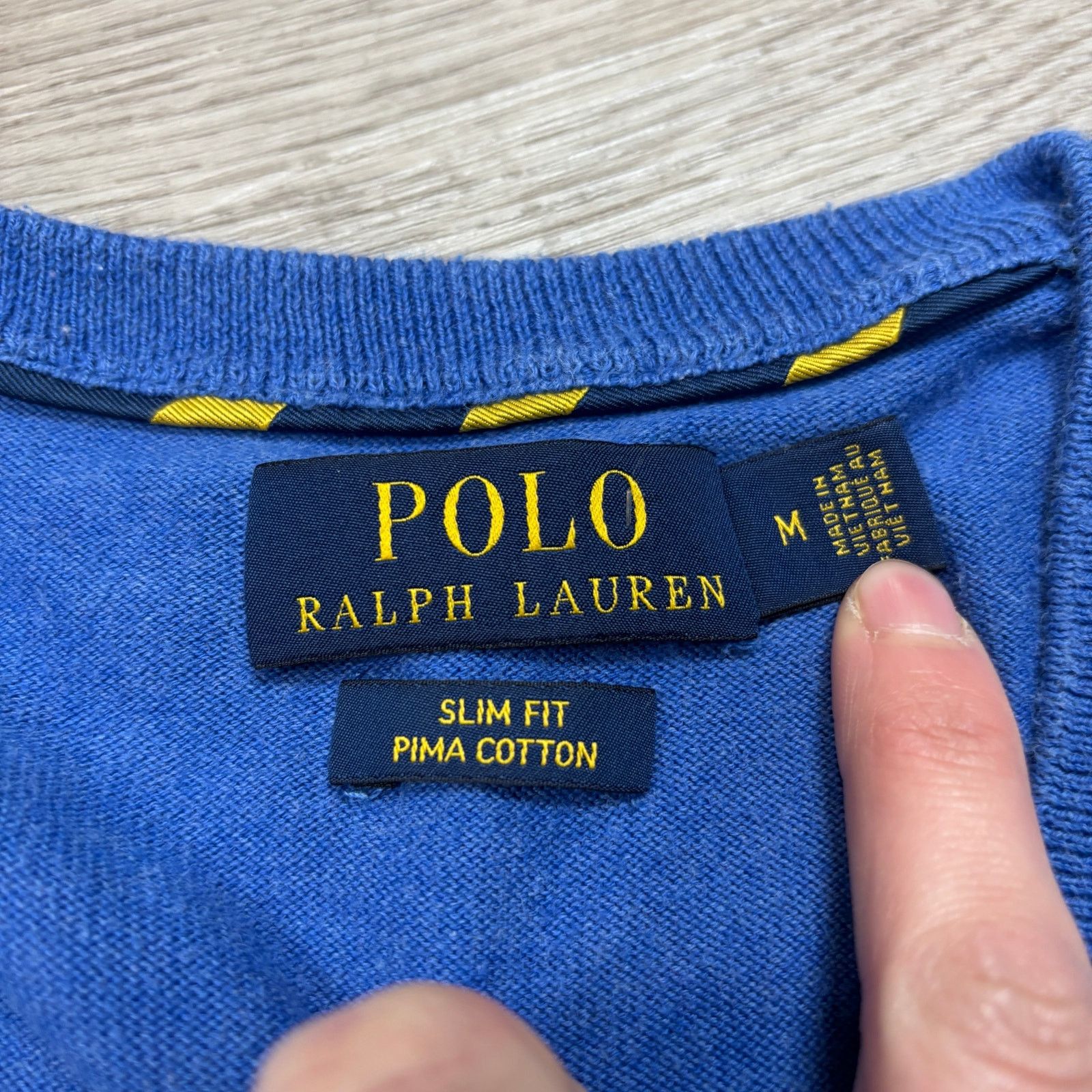 Polo Ralph Lauren Polo Ralph Lauren Slim Fit Pima Cotton V Neck Sweater Medium Size US M / EU 48-50 / 2 - 5 Thumbnail