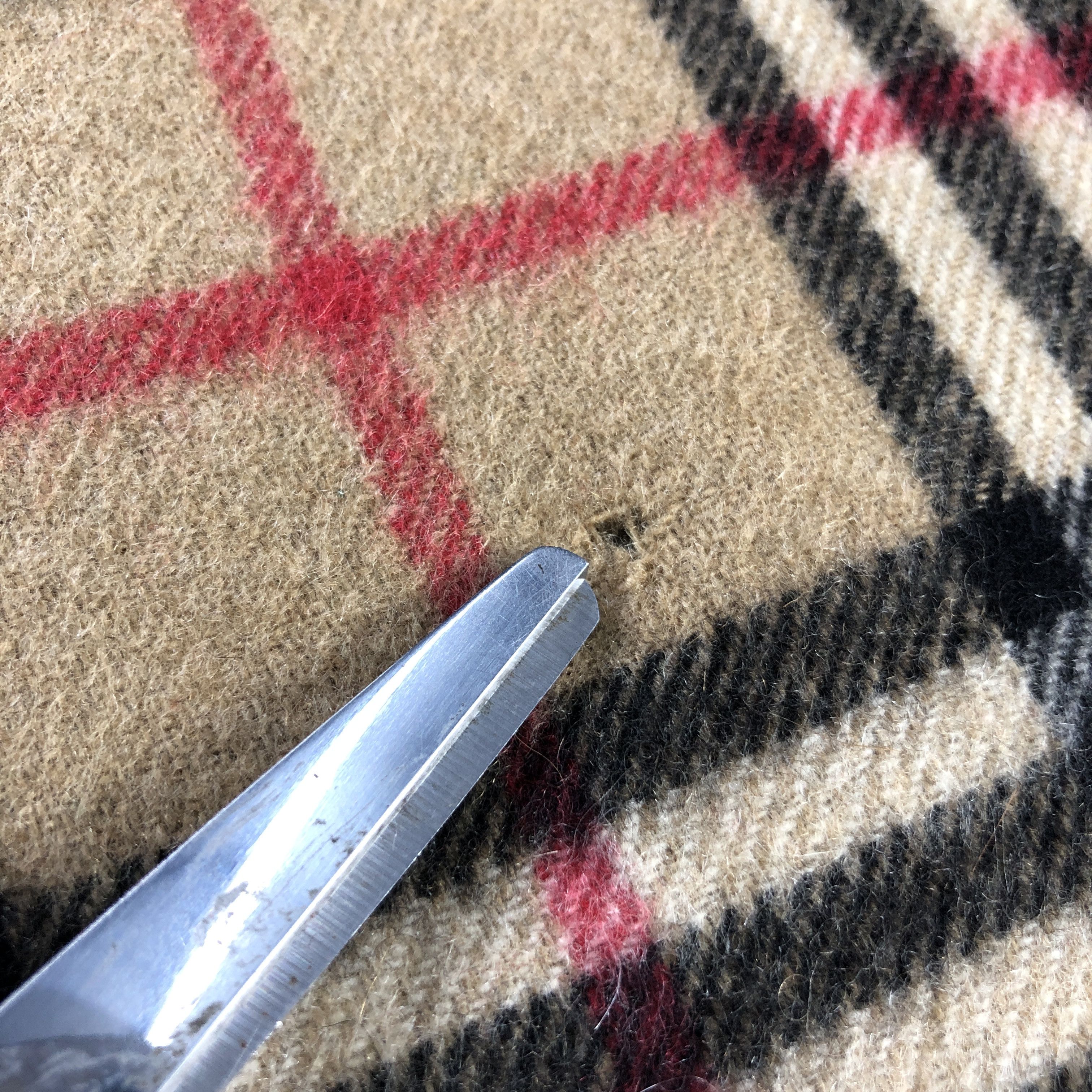 Burberry Burberry Tan Nova Check Cashmere Scarf Muffler V2857 Size ONE SIZE - 6 Thumbnail