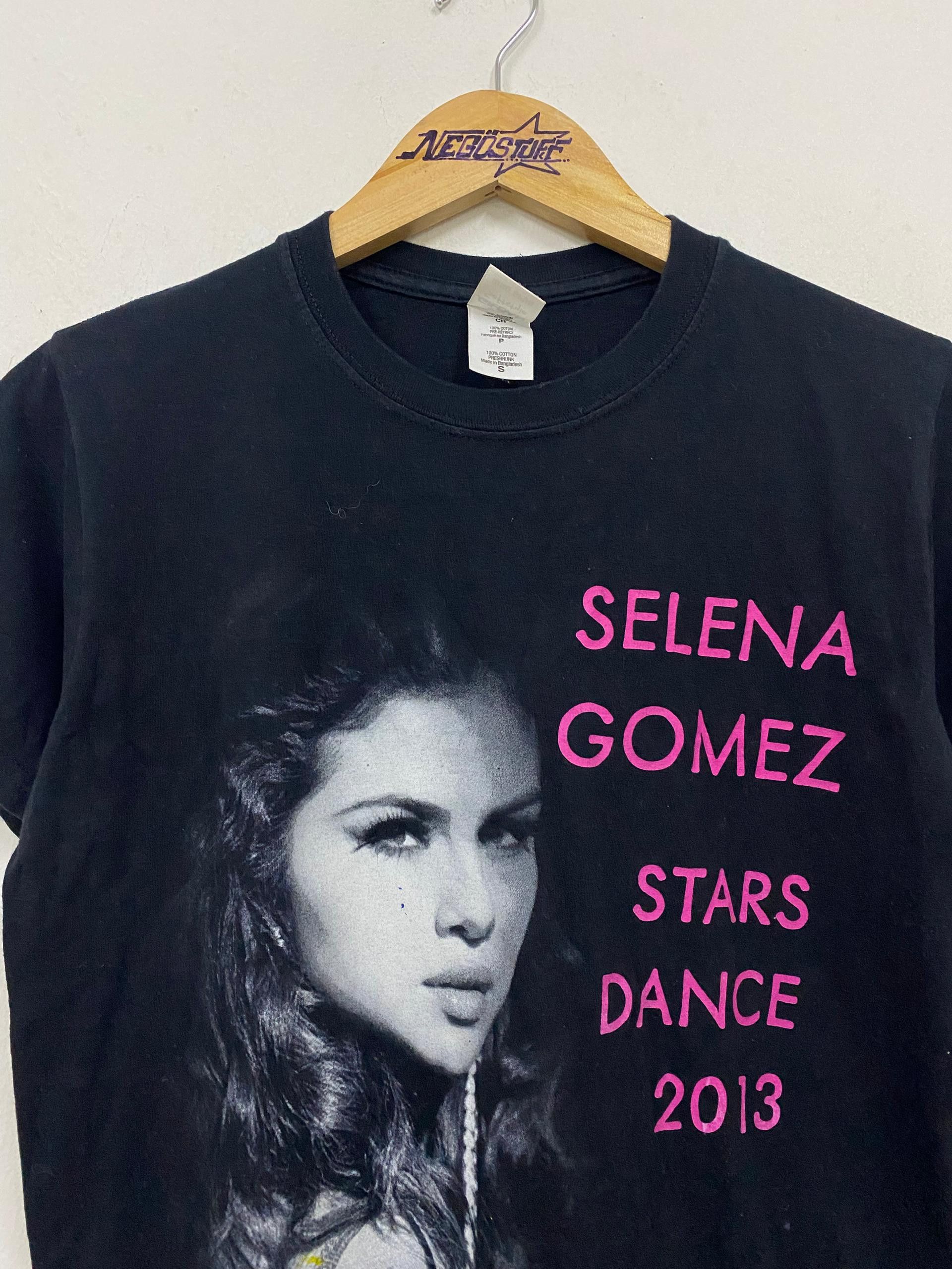Band Tees SELENA GOMEZ 2013 tour tee merchandise Size US S / EU 44-46 / 1 - 3 Thumbnail