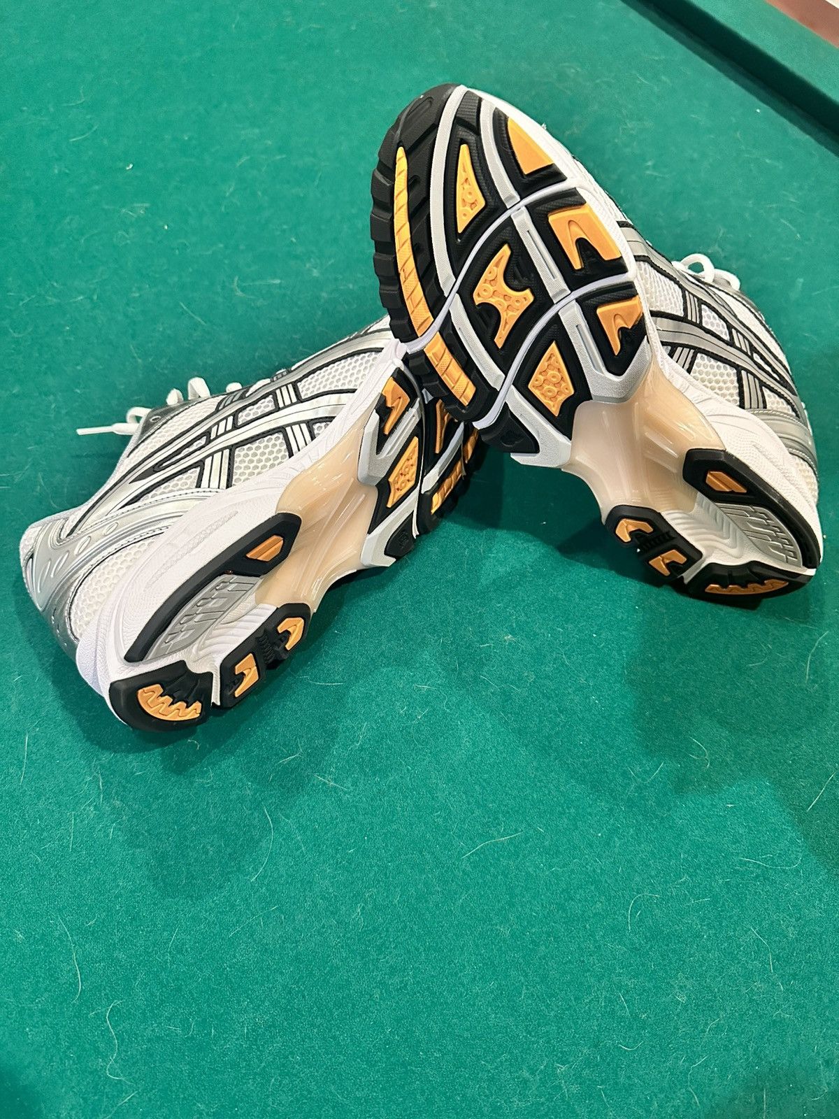 Asics ASICS Gel Kayano 14 White/Silver/Orange Size US 11 / EU 44 - 5 Thumbnail