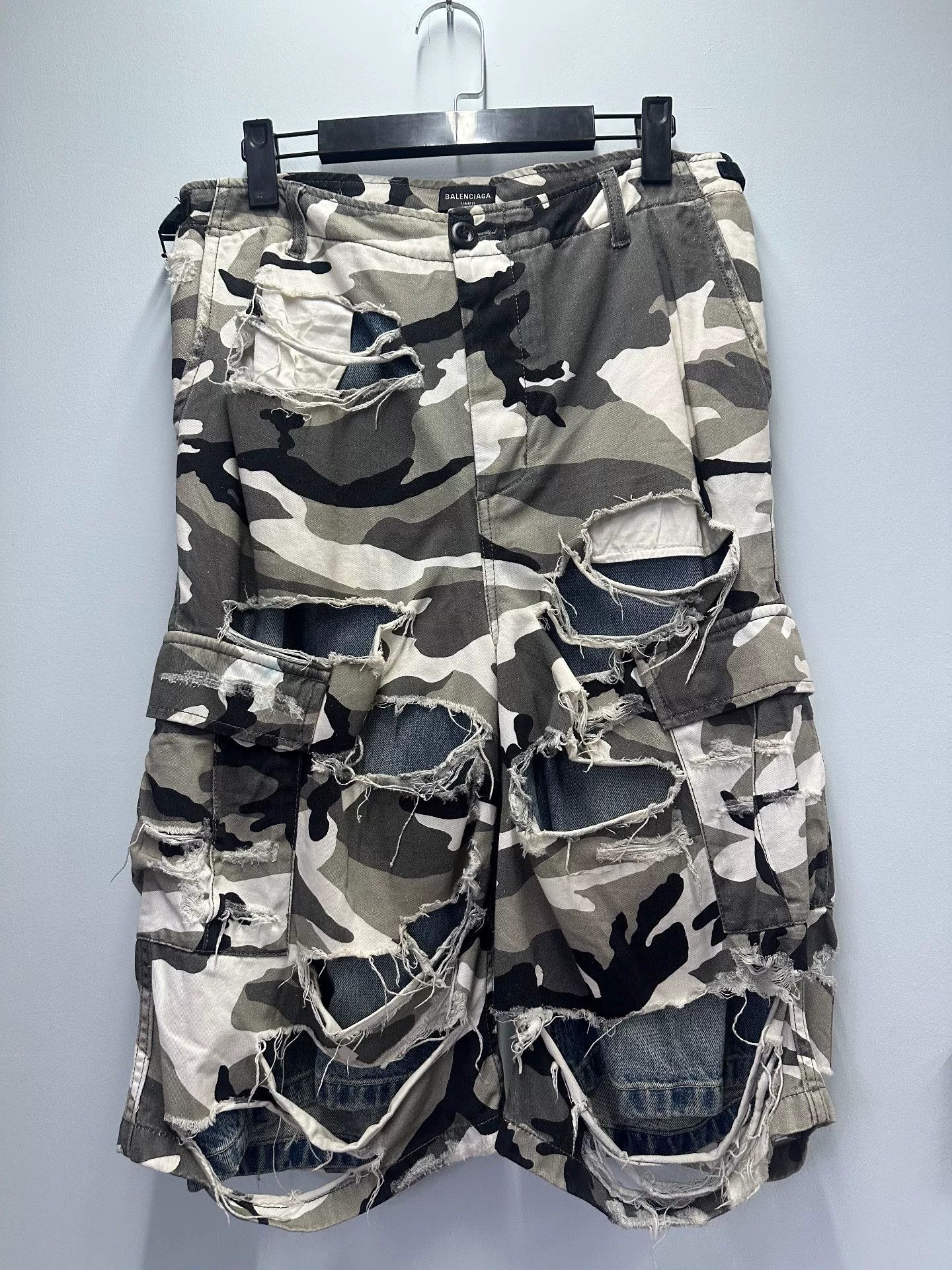 Balenciaga Balenciaga Camo Layered Denim Shorts Size US 26 / EU 42 - 1 Thumbnail