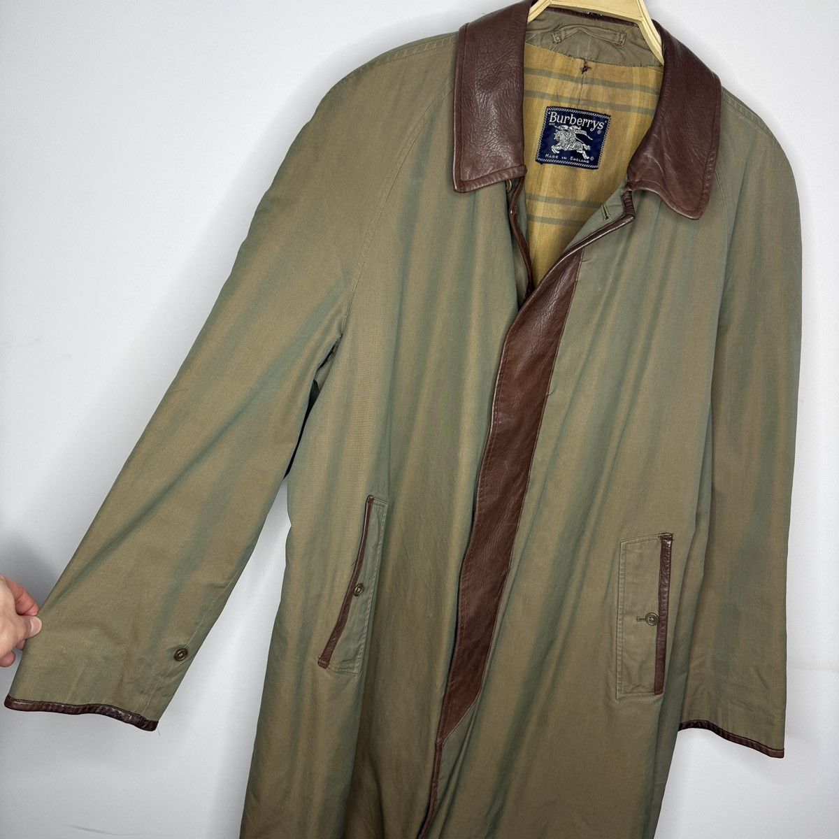 Burberry Vintage Burberry London Trench Coat Leather Collar Accents Size US L / EU 52-54 / 3 - 9 Thumbnail