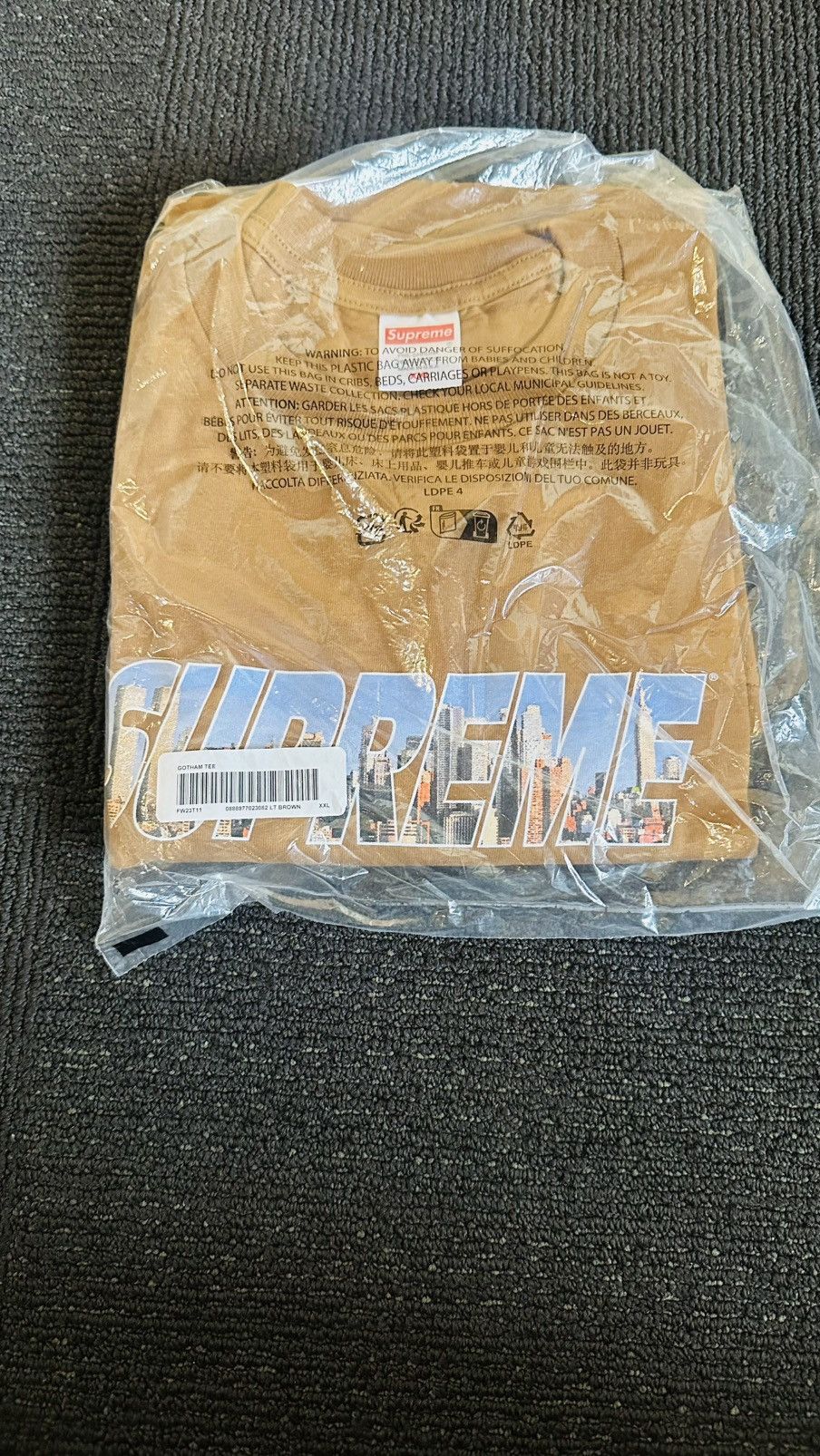 Supreme Supreme gotham tee (brown) (XXL) Size US XXL / EU 58 / 5 - 1 Thumbnail