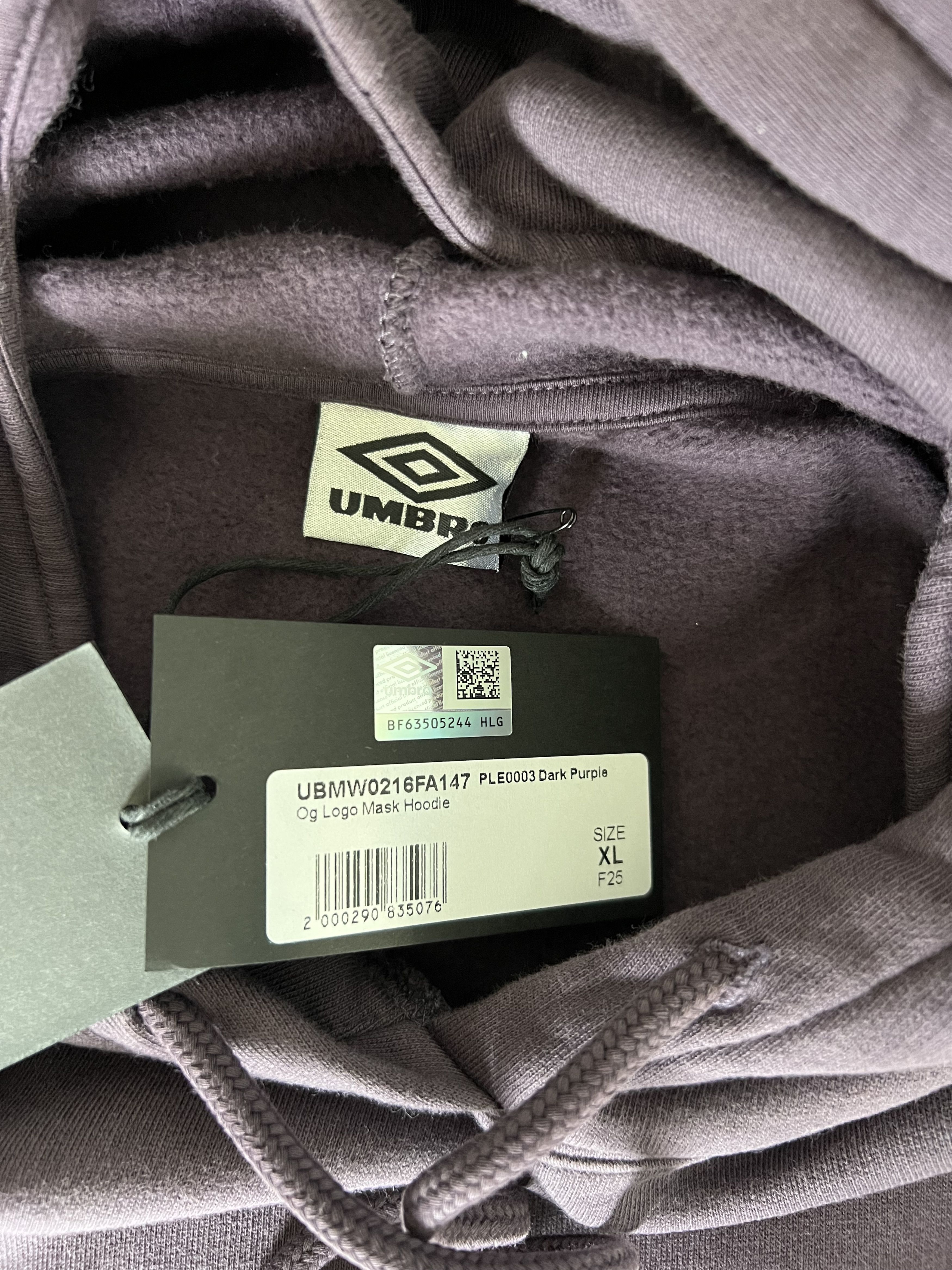 Umbro Umbro OG Logo Mask Hoodie in Dark Purple Size US XL / EU 56 / 4 - 7 Thumbnail
