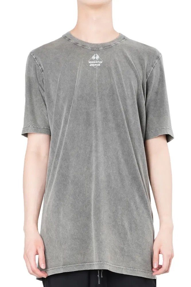 11 By Boris Bidjan Saberi 11 by boris bidjan saberi MASSIVE ATTACK T shirt acid grey Size US XS / EU 42 / 0 - 2 Thumbnail