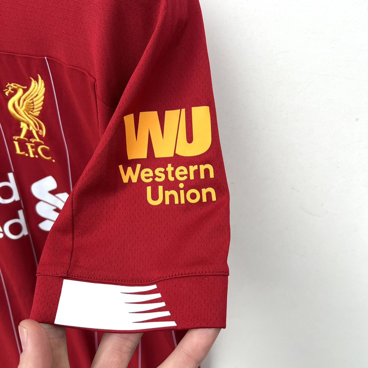 New Balance Liverpool FC New Balance 2019/2010 Home Soccer Jersey Size US M / EU 48-50 / 2 - 4 Thumbnail