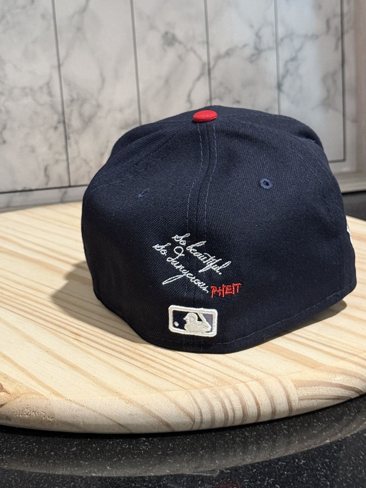 New Era × Vintage PHEIT SBSD Atlanta Braves hat Size ONE SIZE - 4 Thumbnail