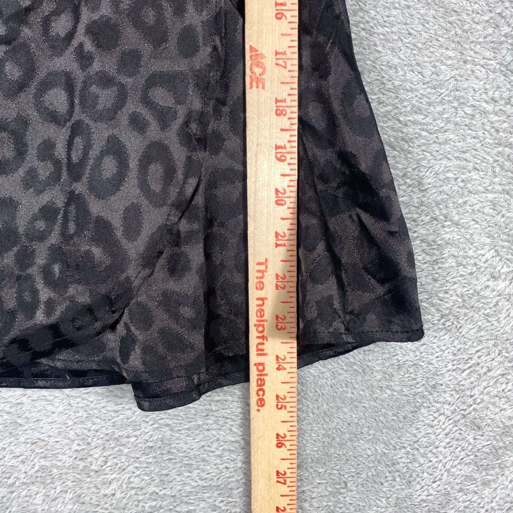 Vintage VINTAGE Jon & Anna Blouse Women's Small Black Wrap Style Satin Leopard Bow Long Sleeve V-Neck Balloon Sleeve Sl**-** Size S / US 4 / IT 40 - 7 Thumbnail