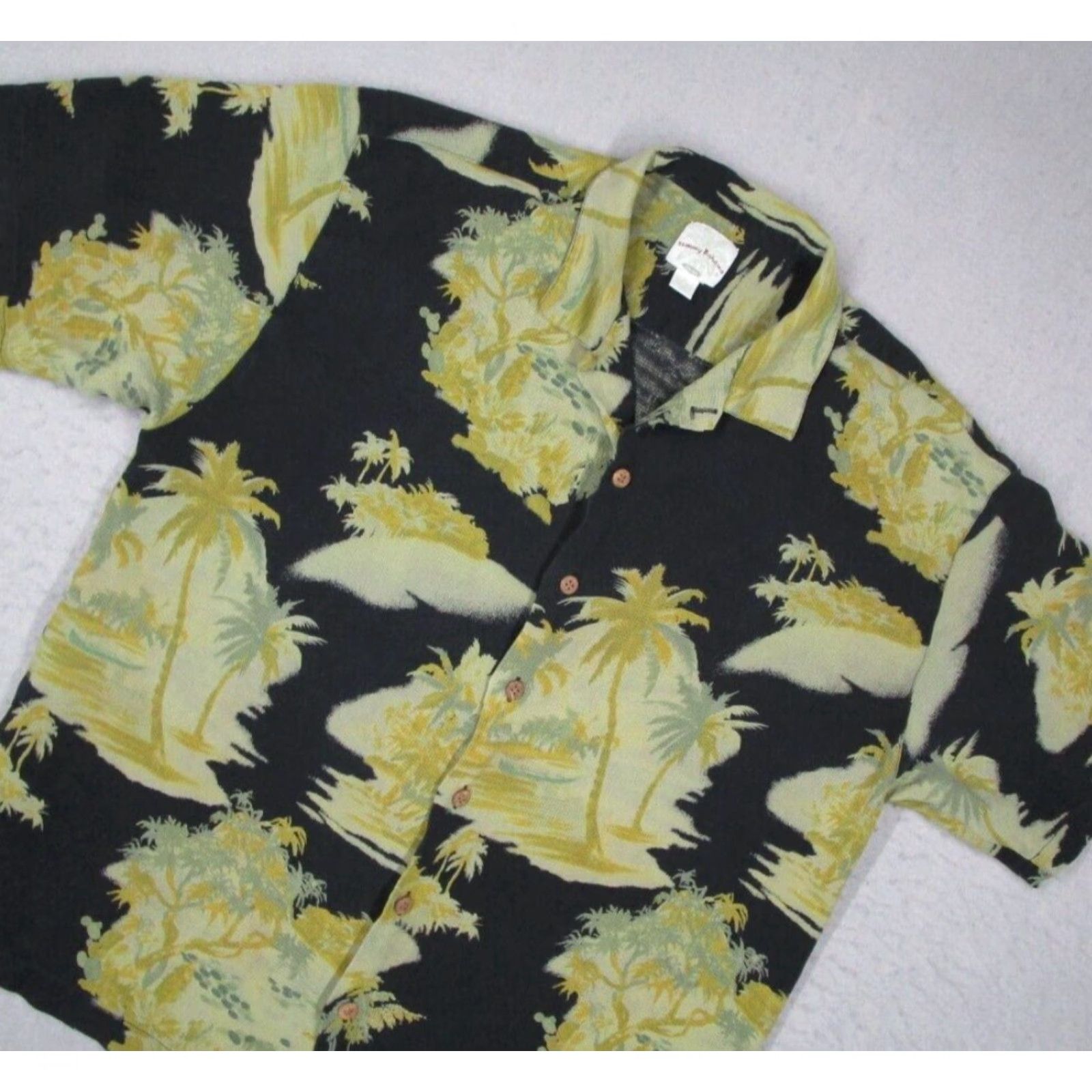 Tommy Bahama VINTAGE Tommy Bahama Shirt Mens XL Green Silk Button-Up Short Sleeve Hawaiian Size US XL / EU 56 / 4 - 2 Thumbnail