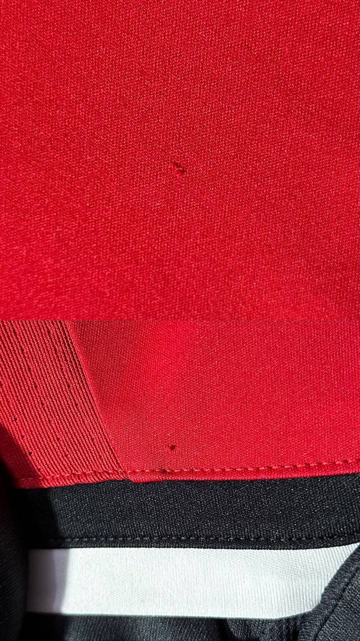 Adidas Manchester United 2017/18 home Adidas football shirt jersey Size US M / EU 48-50 / 2 - 4 Thumbnail