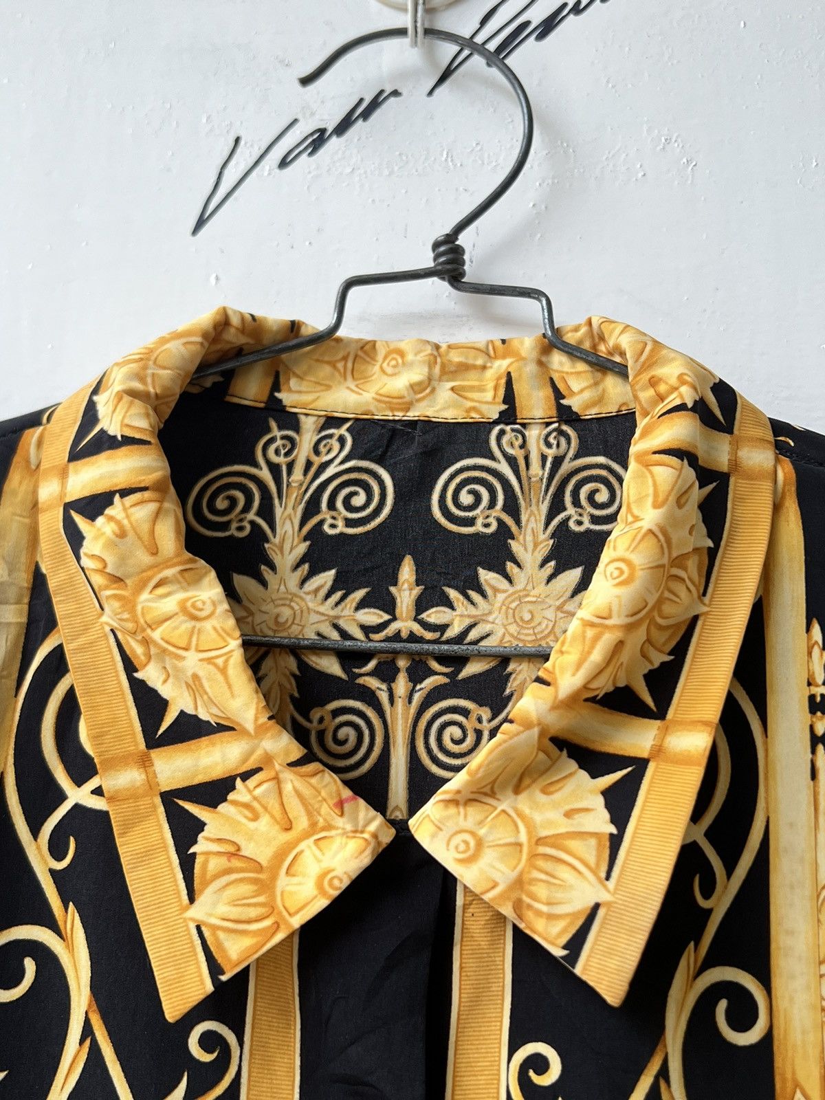 Versace VERSACE Chain Silk Shirt Size US M / EU 48-50 / 2 - 5 Thumbnail