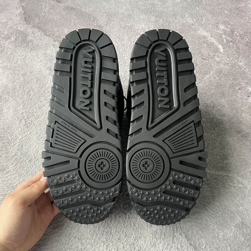 Louis Vuitton Louis Vuitton Trainer Maxi Low Top Sneakers -2508 Size US 8 / EU 41 - 3 Thumbnail