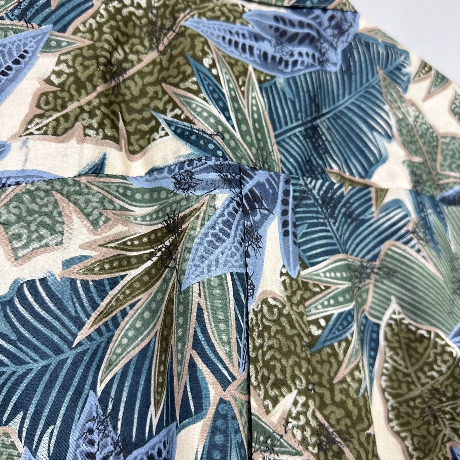 Tori Richard Vintage Tori Richard Cotton Lawn Hawaiian Print Shirt Size L Size US L / EU 52-54 / 3 - 7 Thumbnail