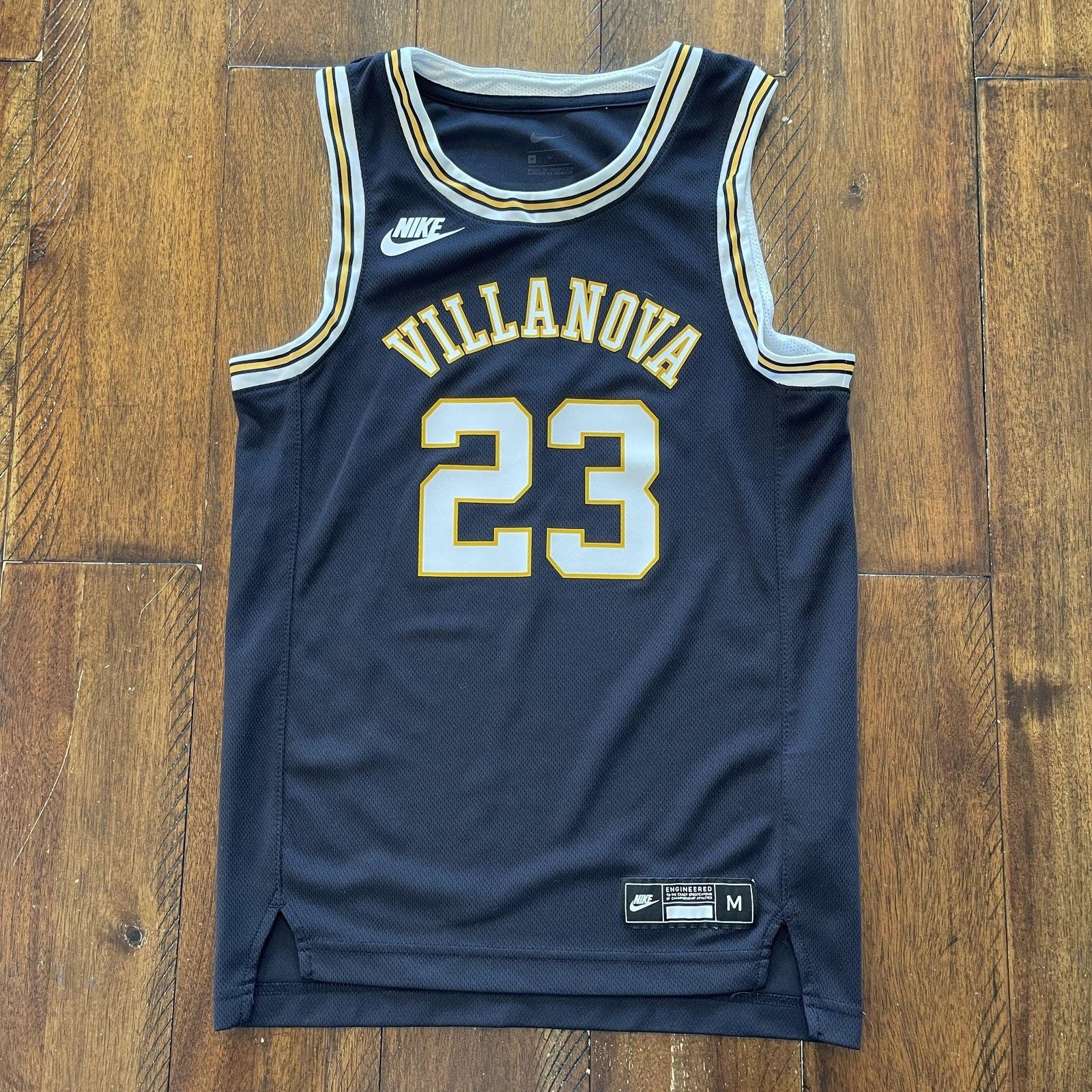 Nike Villanova Wildcats Jersey Youth M Basketball Number 23 Nike Size US M / EU 48-50 / 2 - 3 Thumbnail
