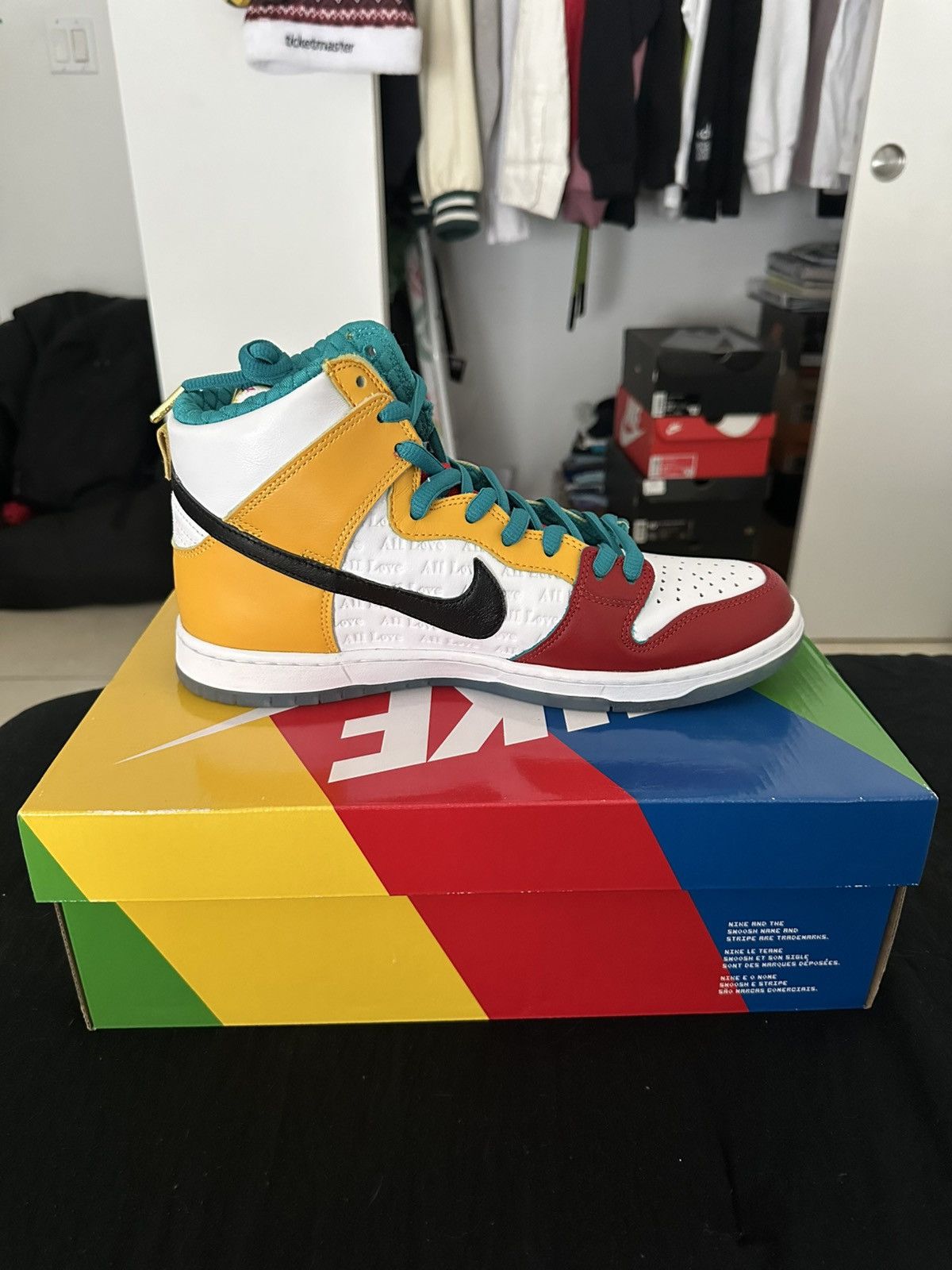 Nike Nike SB Dunk FroSkate all love Size US 10.5 / EU 43-44 - 3 Thumbnail