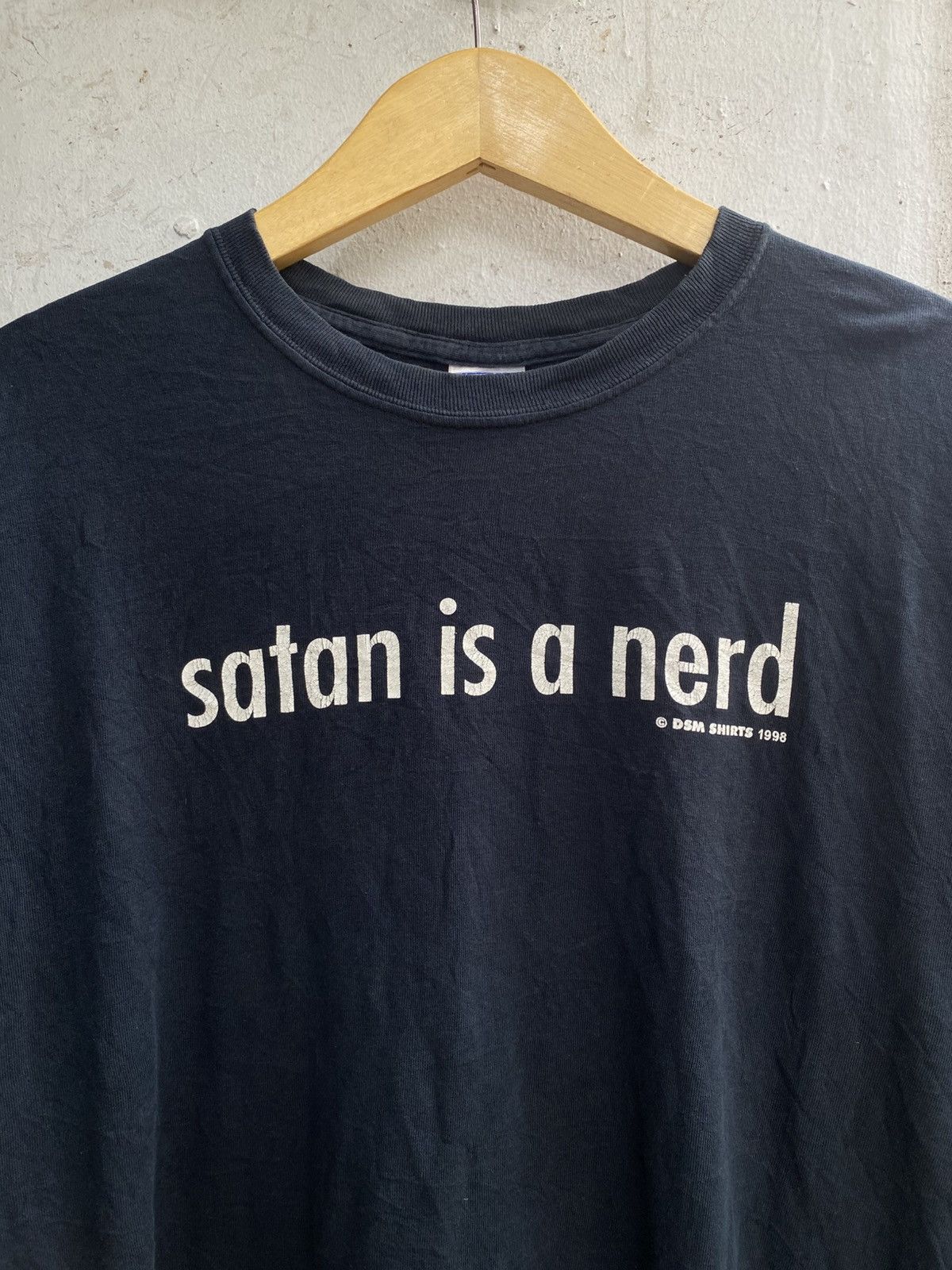 Vintage Vintage "Satan is a nerd" t-shirt Size US XL / EU 56 / 4 - 4 Thumbnail