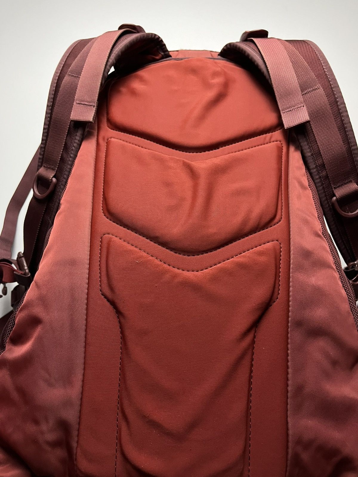 Visvim Visvim SS15 Ballistic Cordura 20L Backpack Burgundy w/ Suede Size ONE SIZE - 15 Thumbnail