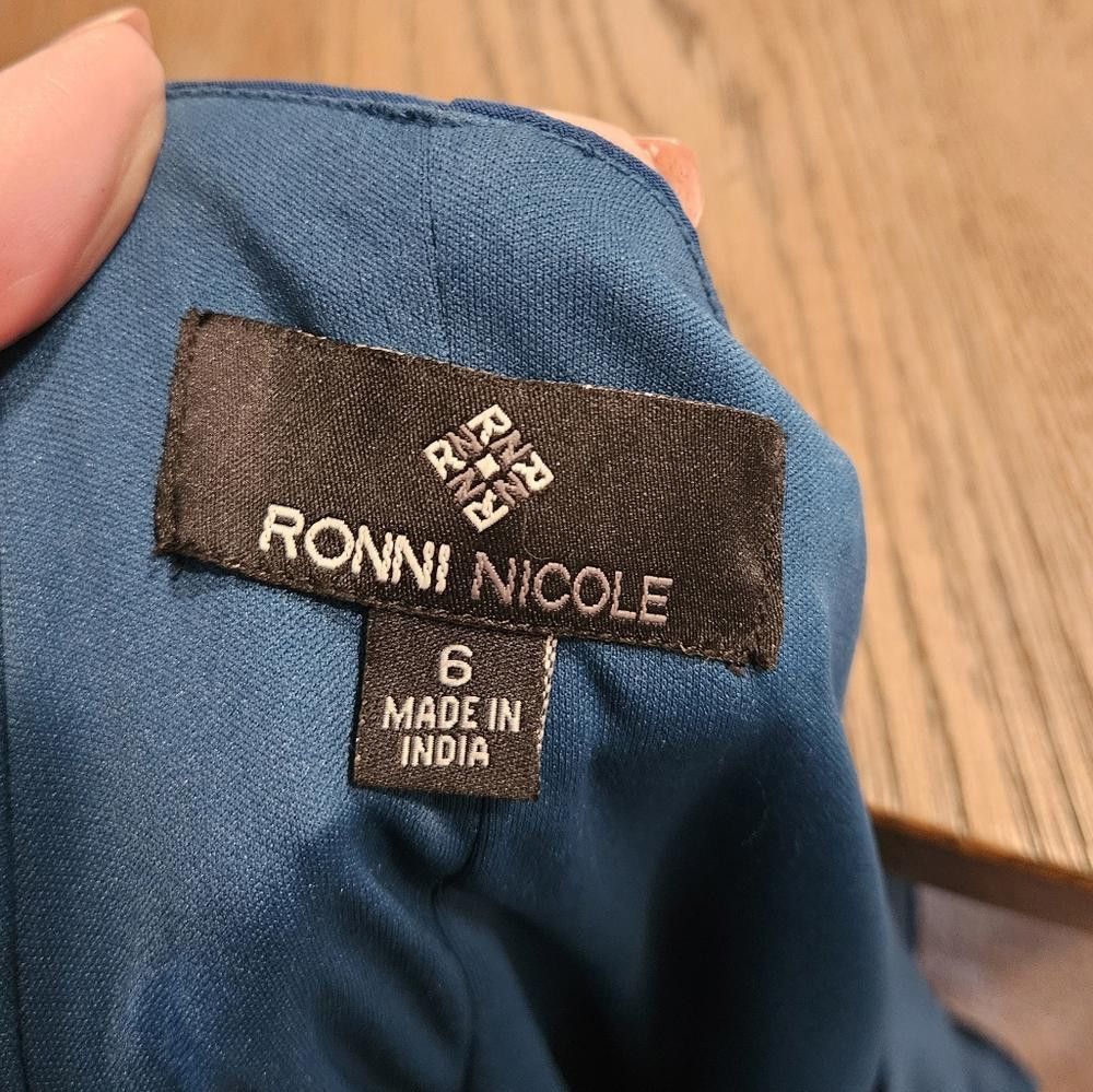 Designer Ronnie Nicole Ruched Dress -Size 6 #243 Size M / US 6-8 / IT 42-44 - 4 Thumbnail