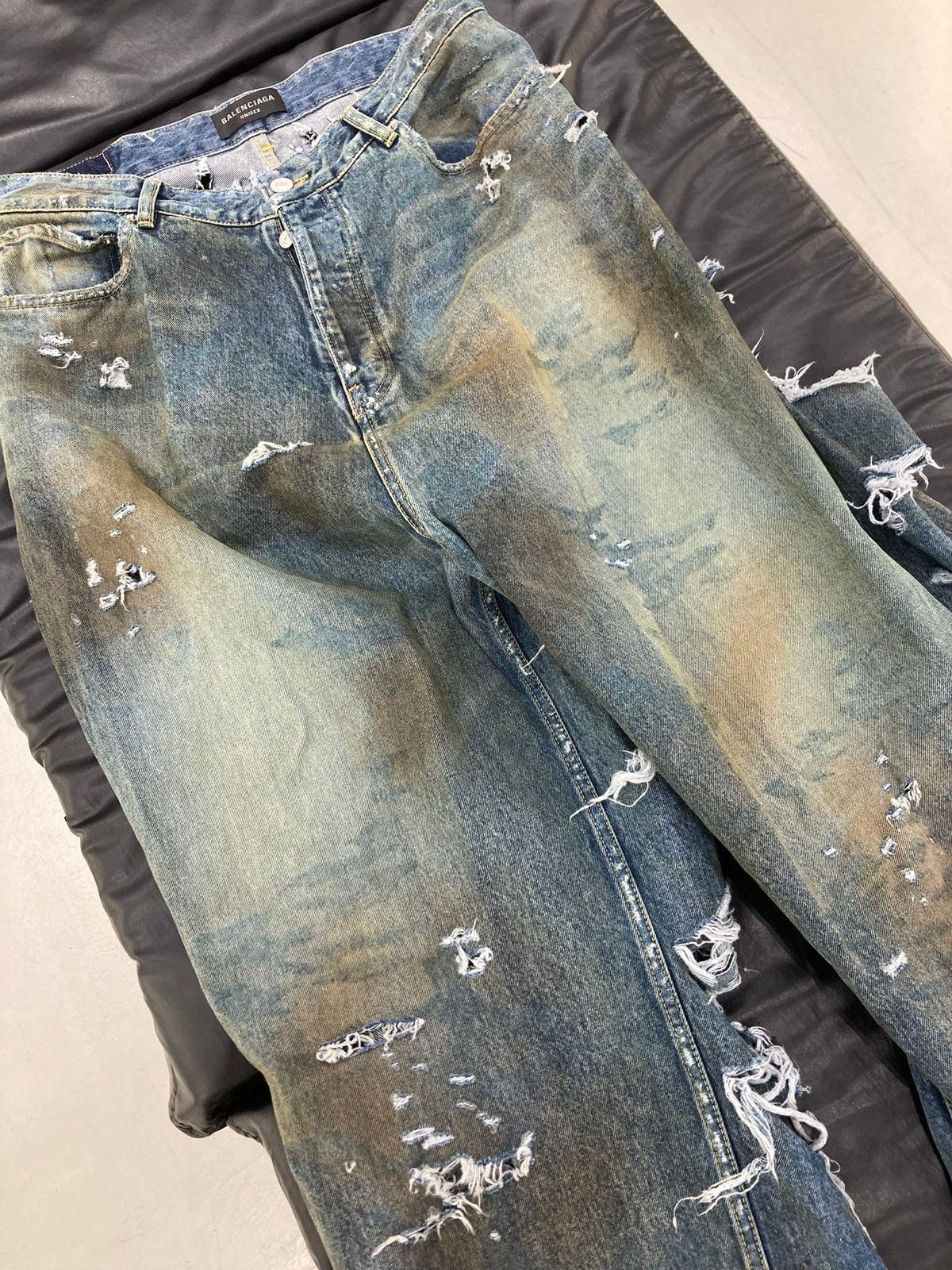 Balenciaga o1w1db10525 Super Destroyed Baggy Jeans Pant in Blue Size US 30 / EU 46 - 8 Thumbnail