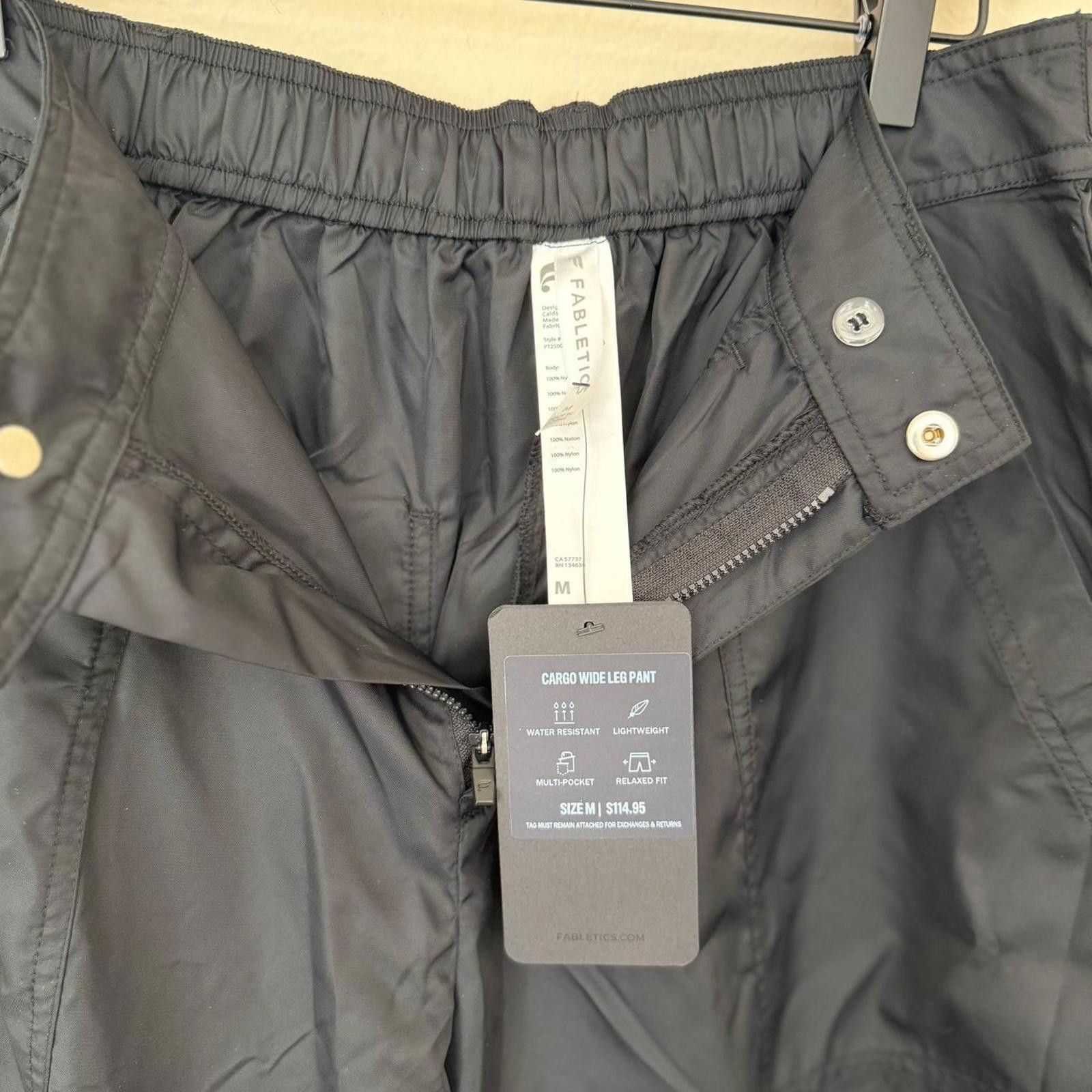 Fabletics Fabletics Pants Women's M Black Cargo Wide Leg Size 32" / US 10 / IT 46 - 3 Thumbnail