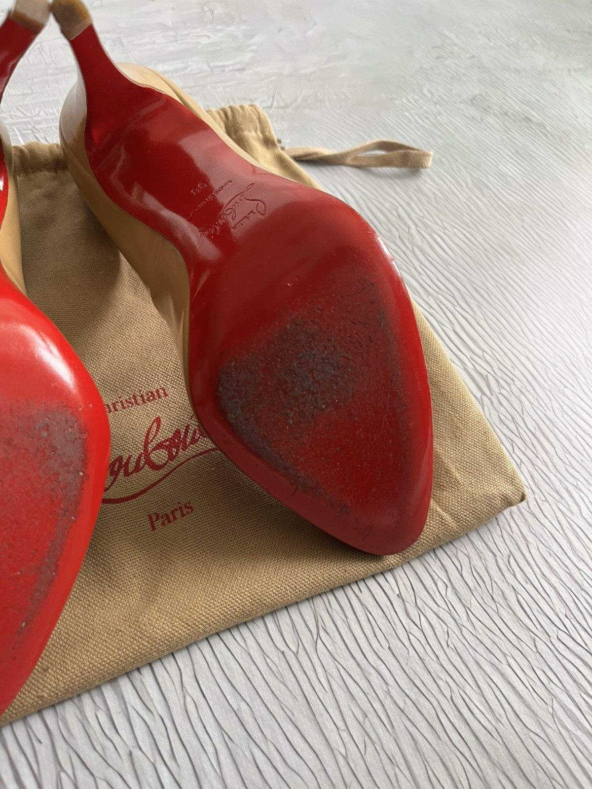Christian Louboutin Luxury Heels 👠 Beige Made in Italy