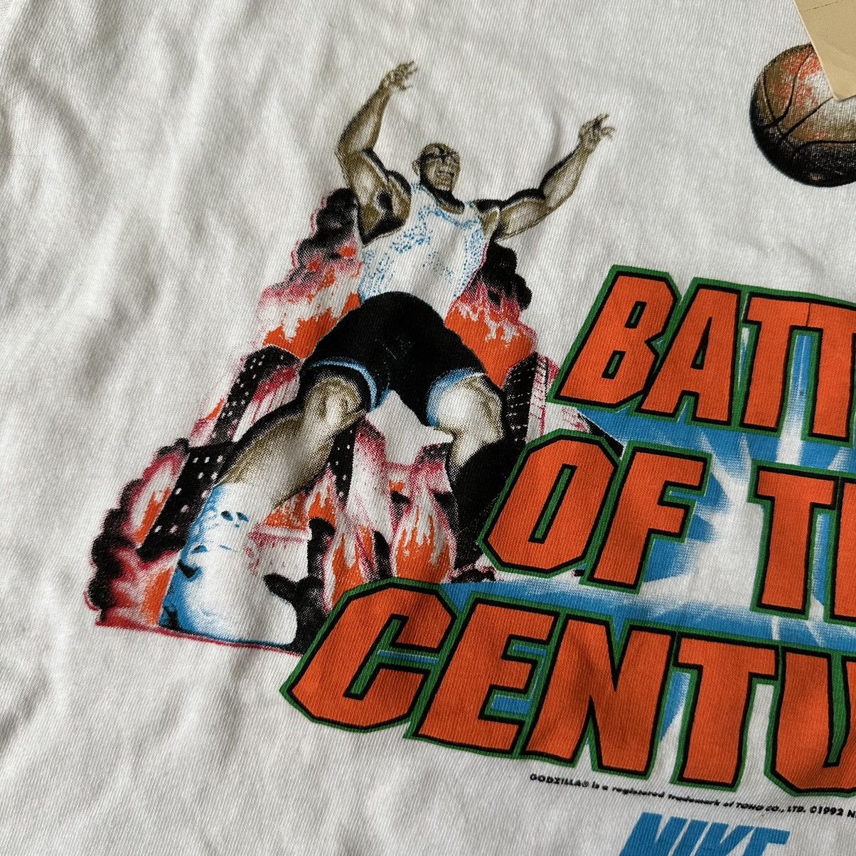 Band Tees × Nike × Vintage Vintage Nike 1992 Godzilla Vs Charles Barkley T Shirt Size US L / EU 52-54 / 3 - 3 Thumbnail