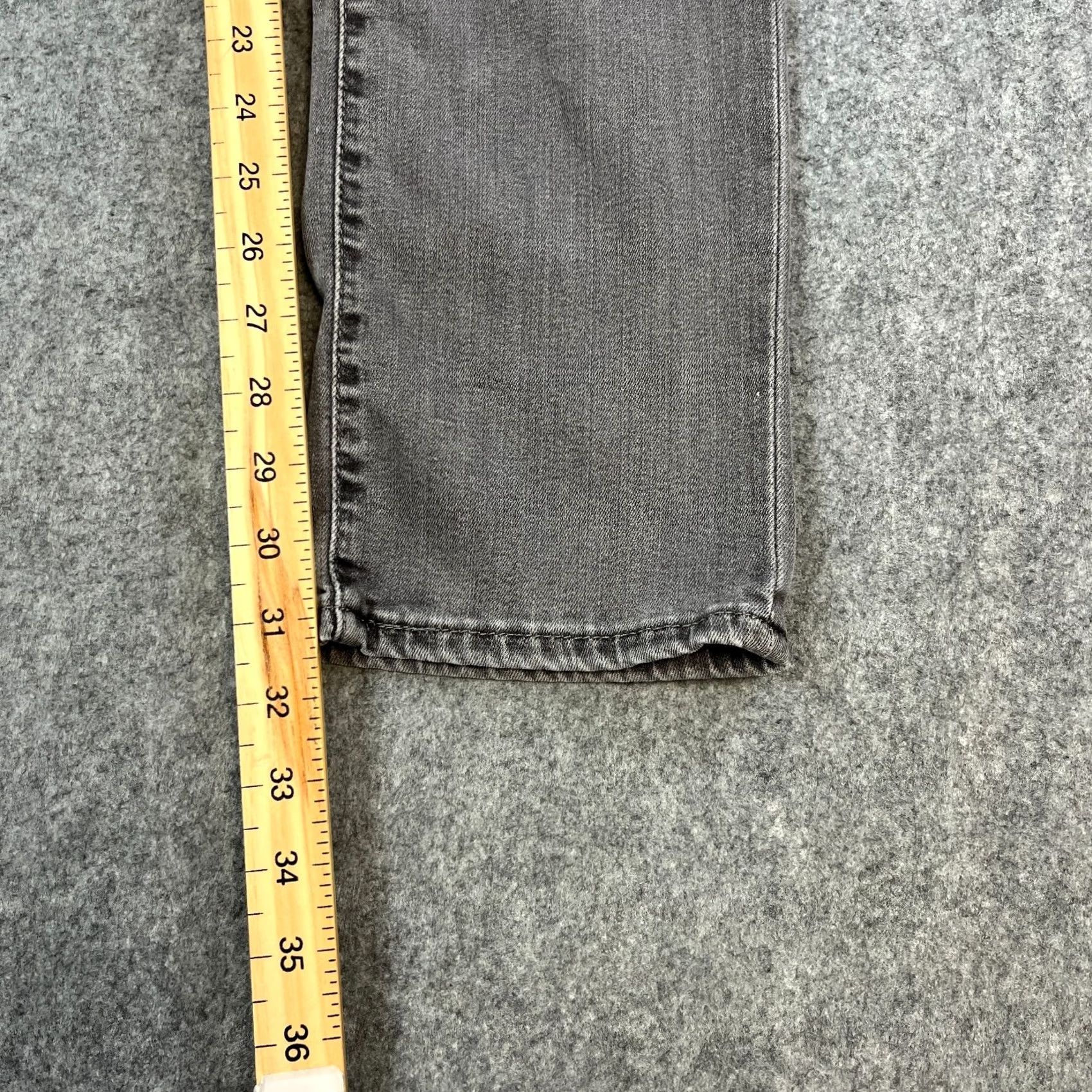 Levi's Levi's 724 Jeans High Rise Straight 29 32 UK 8 Grey Stretch Premium Denim Womens Slim 5-Pocket Modern Comfort Jeans Mens Womens Girls Size 30" / US 8 / IT 44 - 4 Thumbnail