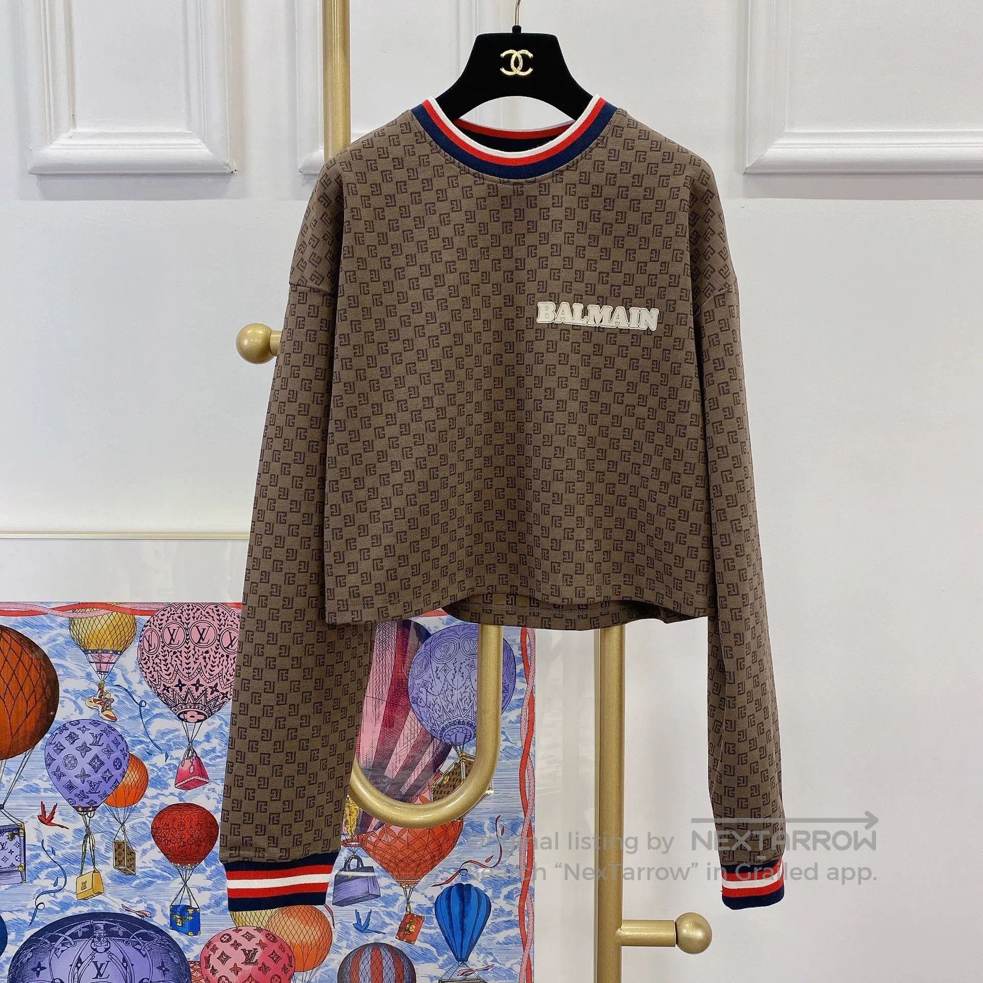 Balmain balmain cropped top with logo detail. Size US M / EU 48-50 / 2 - 2 Thumbnail