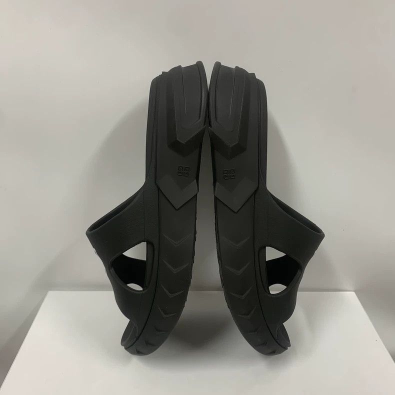 Givenchy Givenchy Size42 Versace Logo Height Increasing Slippers Size US 6.5 / EU 39-40 - 4 Thumbnail