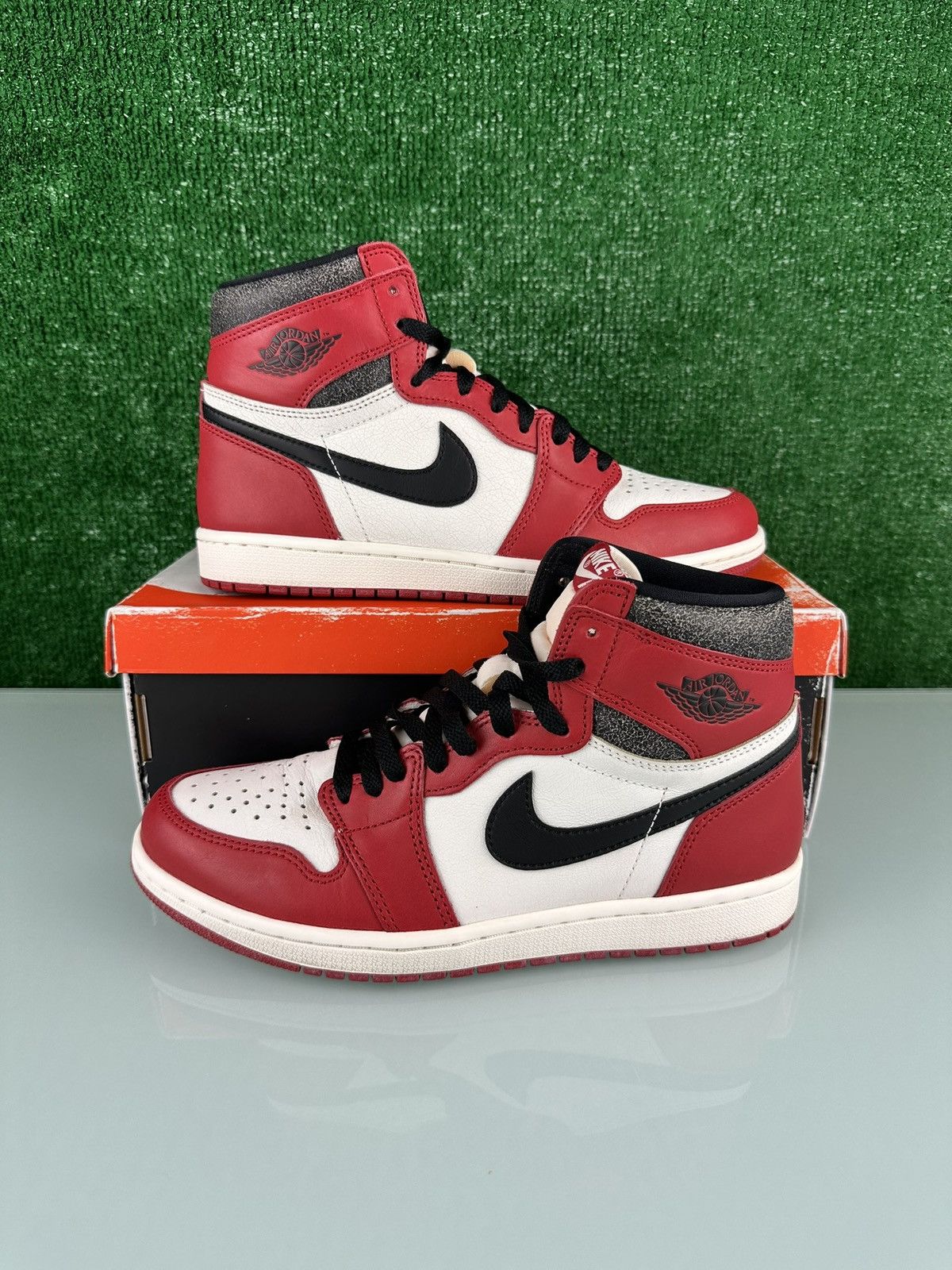 Jordan Brand Jordan 1 Retro High OG Chicago Reimagined Lost Found Size 8 Size US 8 / EU 41 - 2 Thumbnail