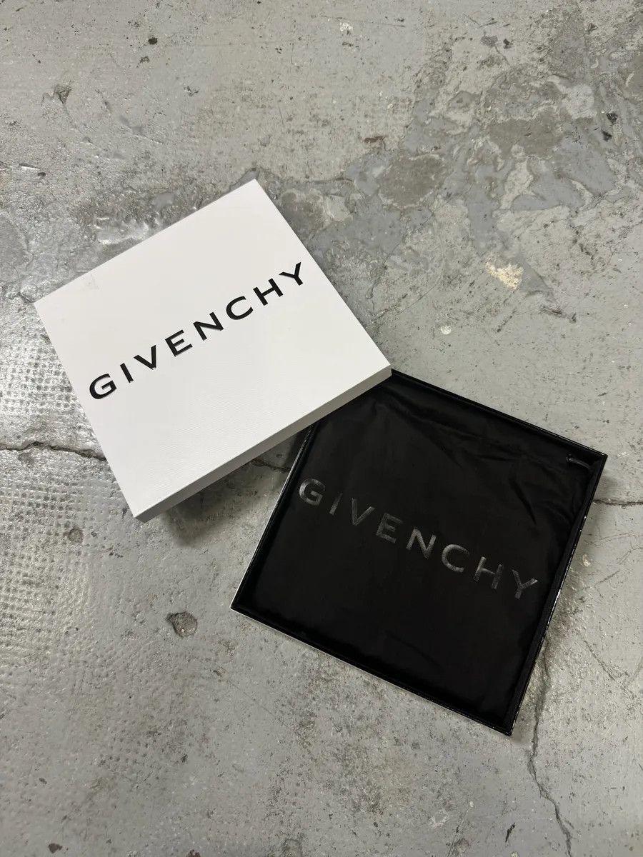 Givenchy Givenchy G Cube Silvery Necklace Size ONE SIZE - 10 Thumbnail
