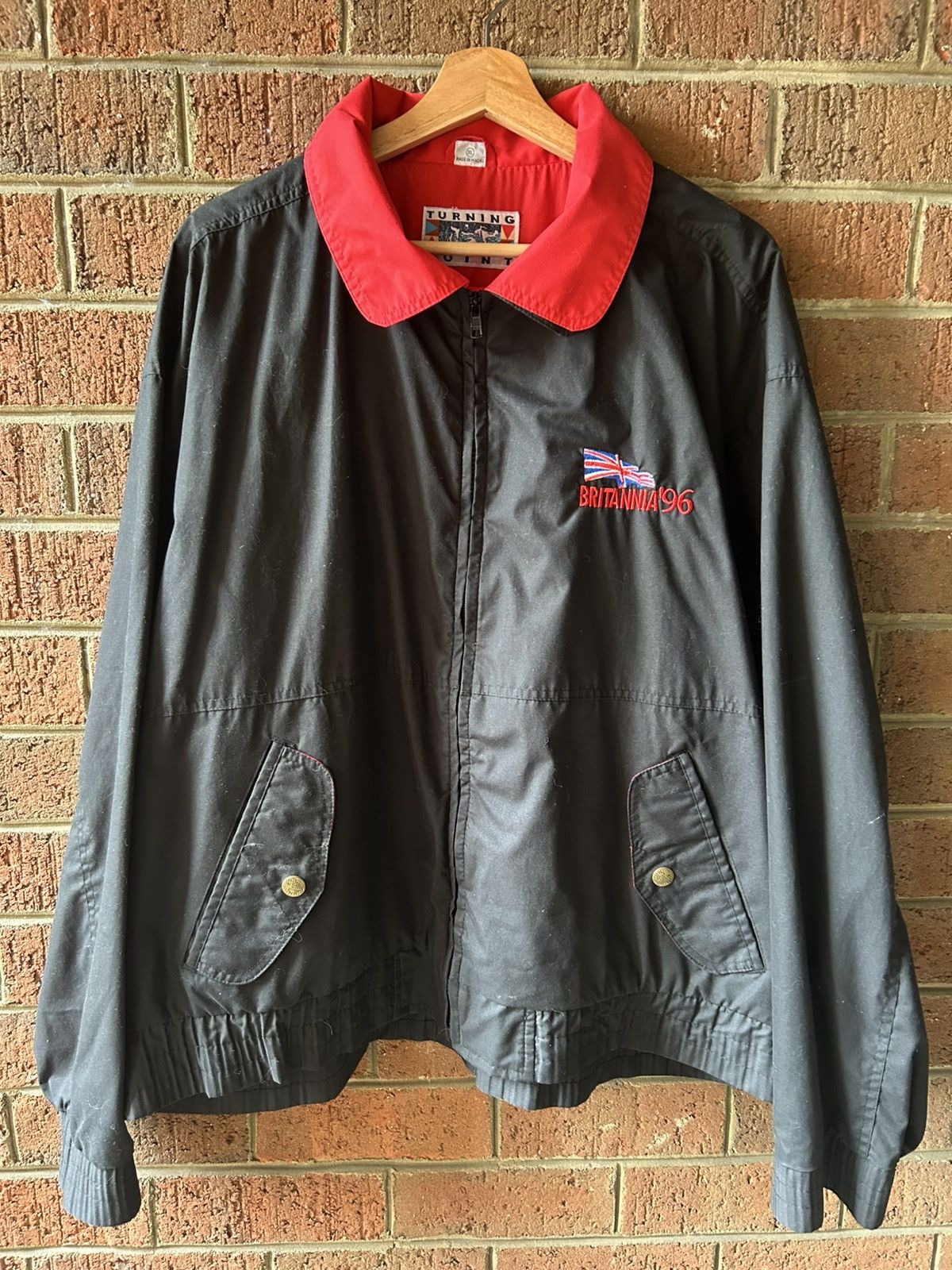 Other Vintage 1996 United Kingdom Britain Black And Red Jacket Size US XL / EU 56 / 4 - 1 Thumbnail