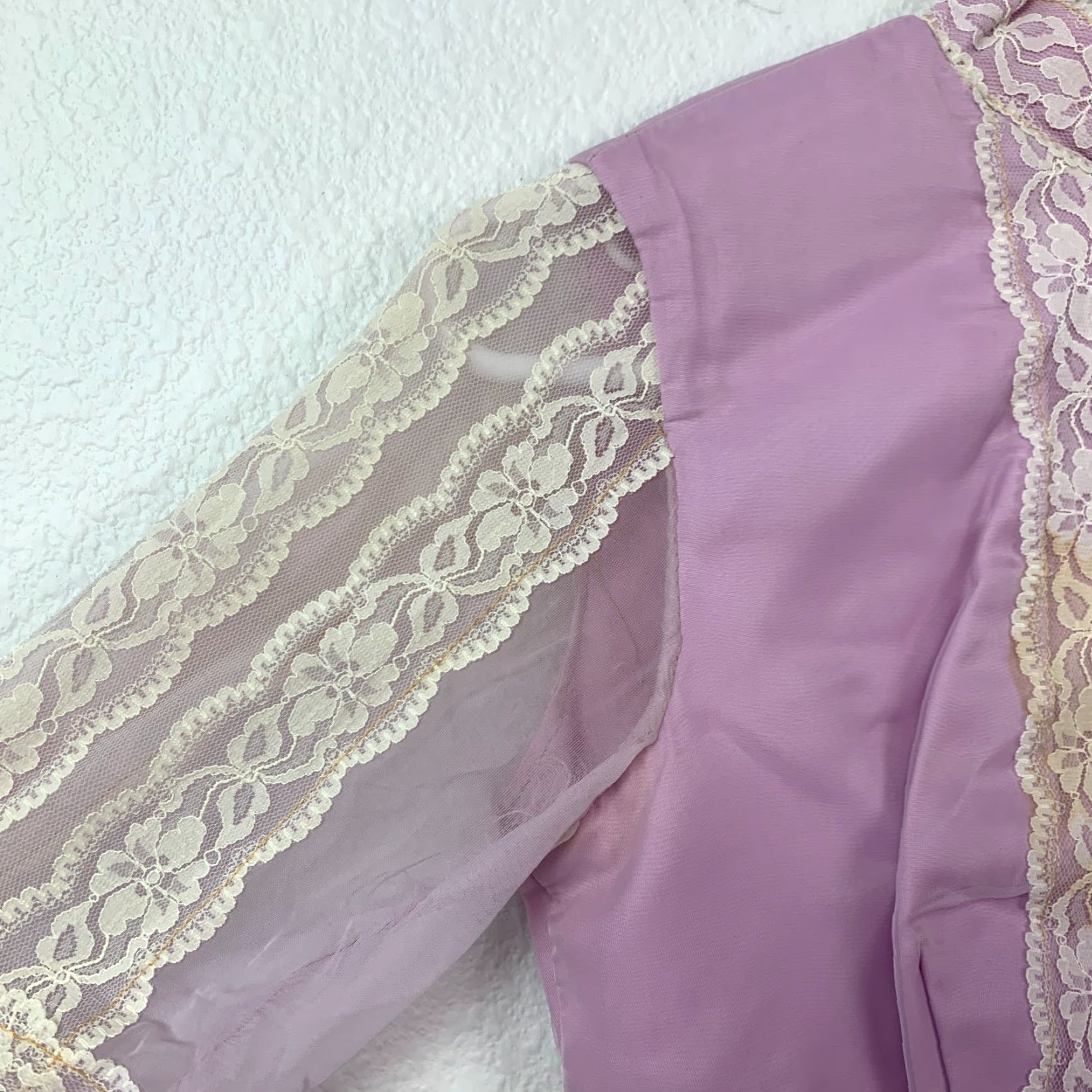 Vintage VINTAGE 60s Purple White Lace Prairie Long Empire Waist Dress Chest 29" Train Size 4XL / US 24-26 - 2 Thumbnail
