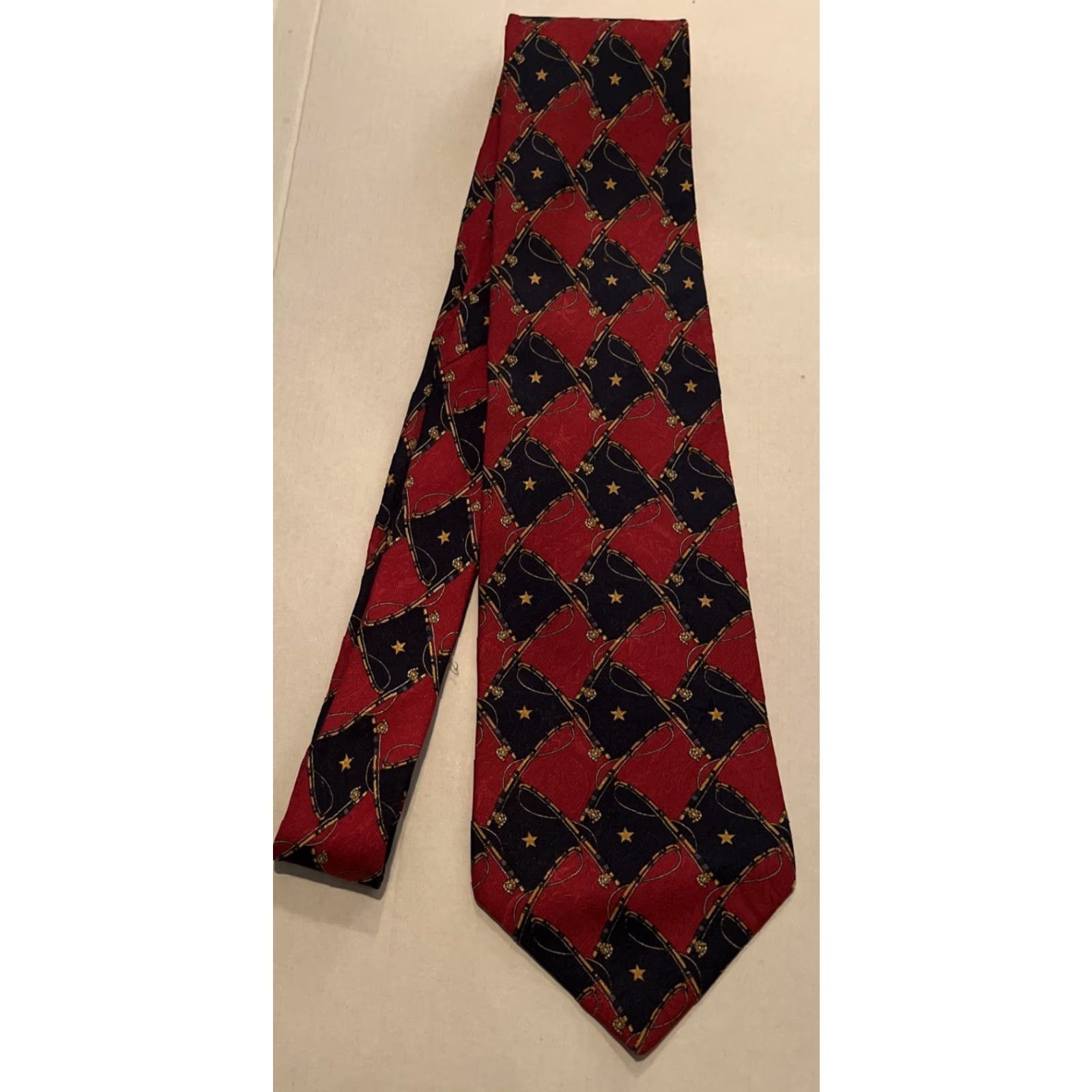 Tommy Hilfiger VINTAGE Tommy Hilfiger Tie Fly Fishing 100% Silk 4” Made USA Red Blue 56” Long Mens Tie Size ONE SIZE - 4 Thumbnail