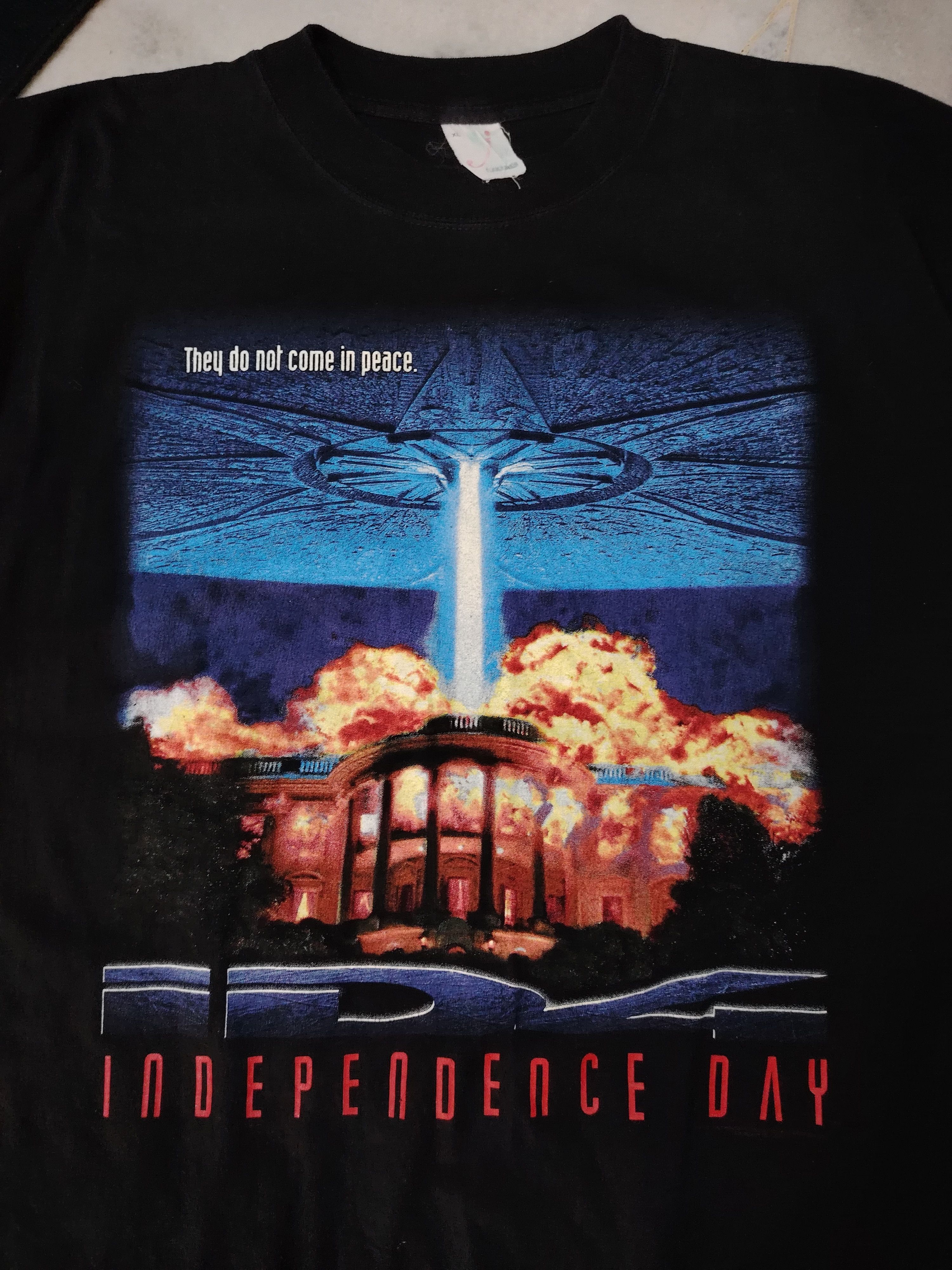 Vintage Vintage 90's Independent Day Movie t shirt Size US XL / EU 56 / 4 - 2 Thumbnail