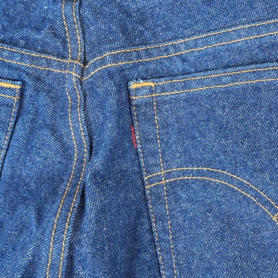 Levi's Vintage 90s Levis 551 Jeans 16 Short Relaxed Fit Tapered Leg Size 38" / US 16 / IT 52 - 9 Thumbnail