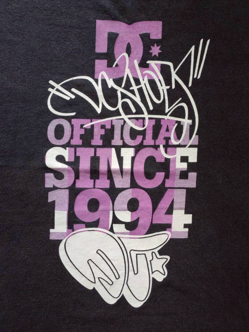 DC 00's dc skateboard brand logo vintage t shirt 18/24 Size US S / EU 44-46 / 1 - 2 Thumbnail