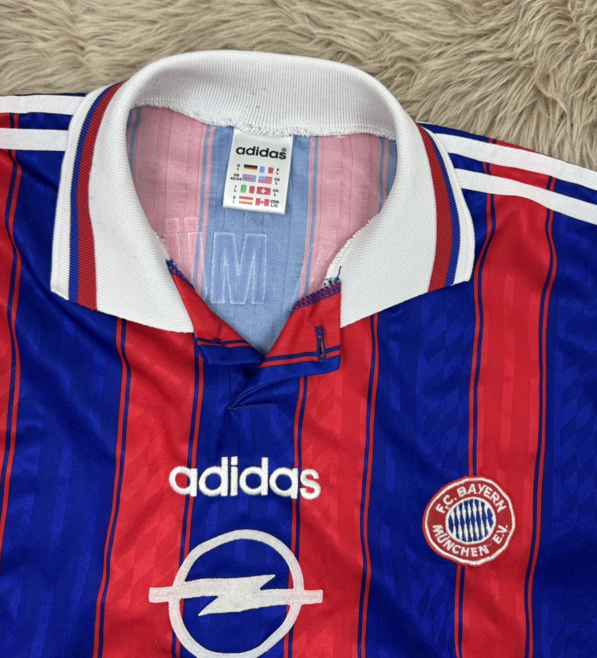 Adidas 1995 1997 Bayern Munich Vintage Home Soccer Tee Jersey Shirt Size US L / EU 52-54 / 3 - 5 Thumbnail