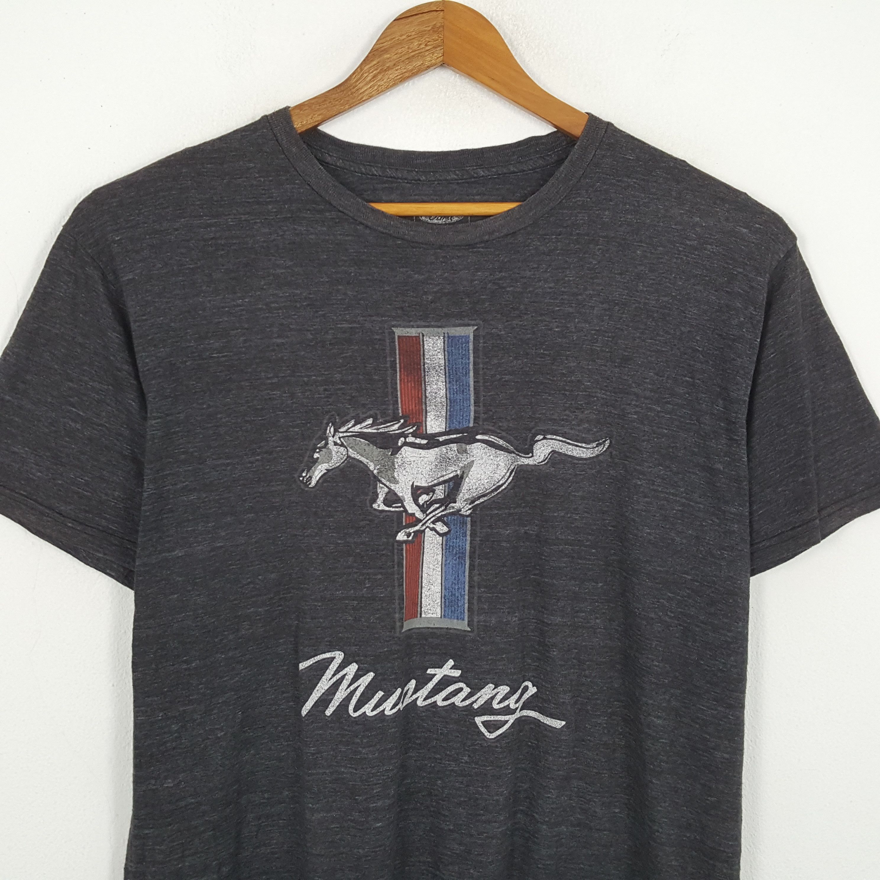Ford × Mustang × Vintage Vintage FORD MUSTANG American Supercar Promotion T-Shirts Size US XL / EU 56 / 4 - 2 Thumbnail
