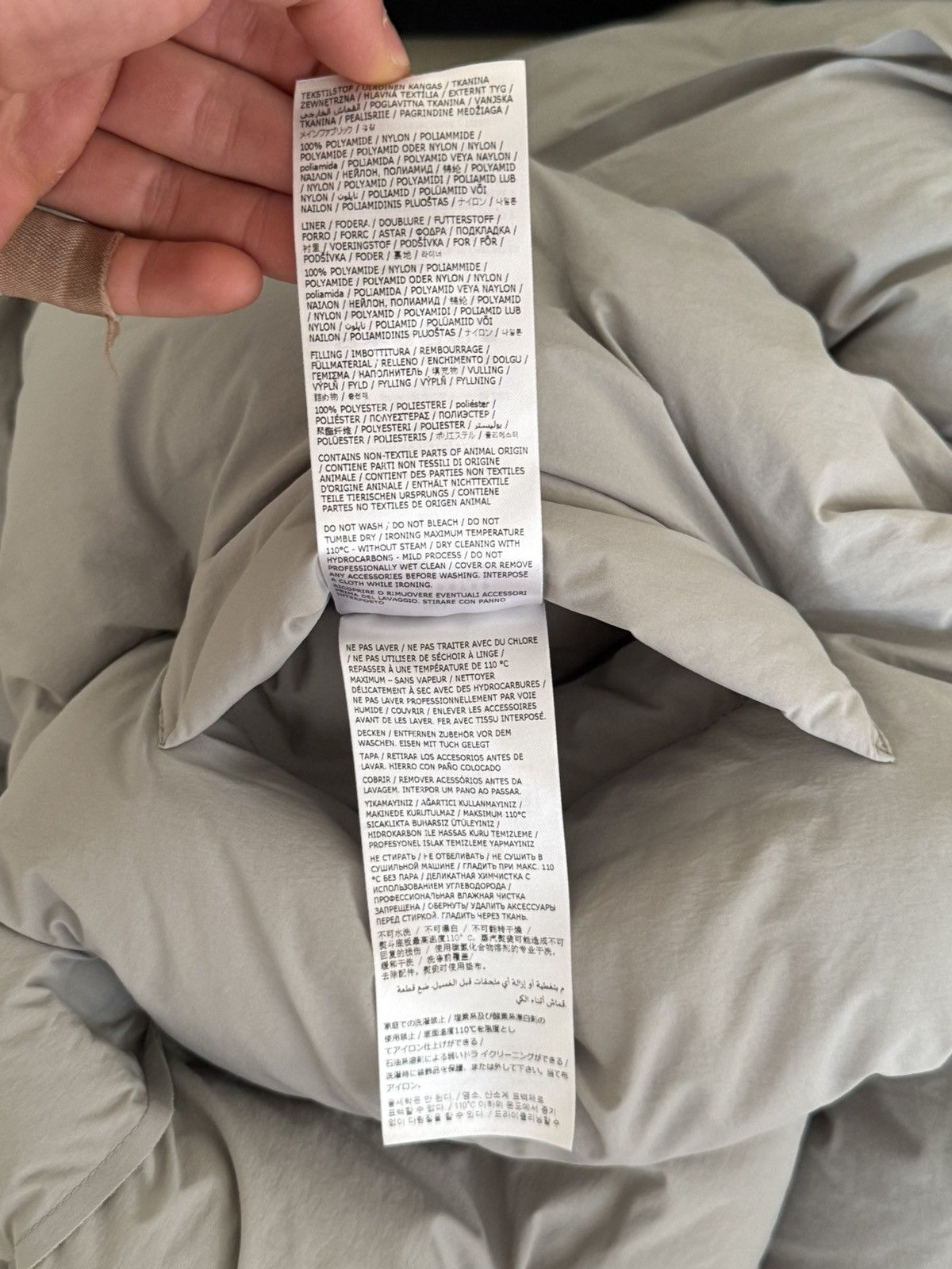 Maison Margiela GRAIL Grey Tufted Duvet Quilted Puffer Coat Size US M / EU 48-50 / 2 - 11 Thumbnail